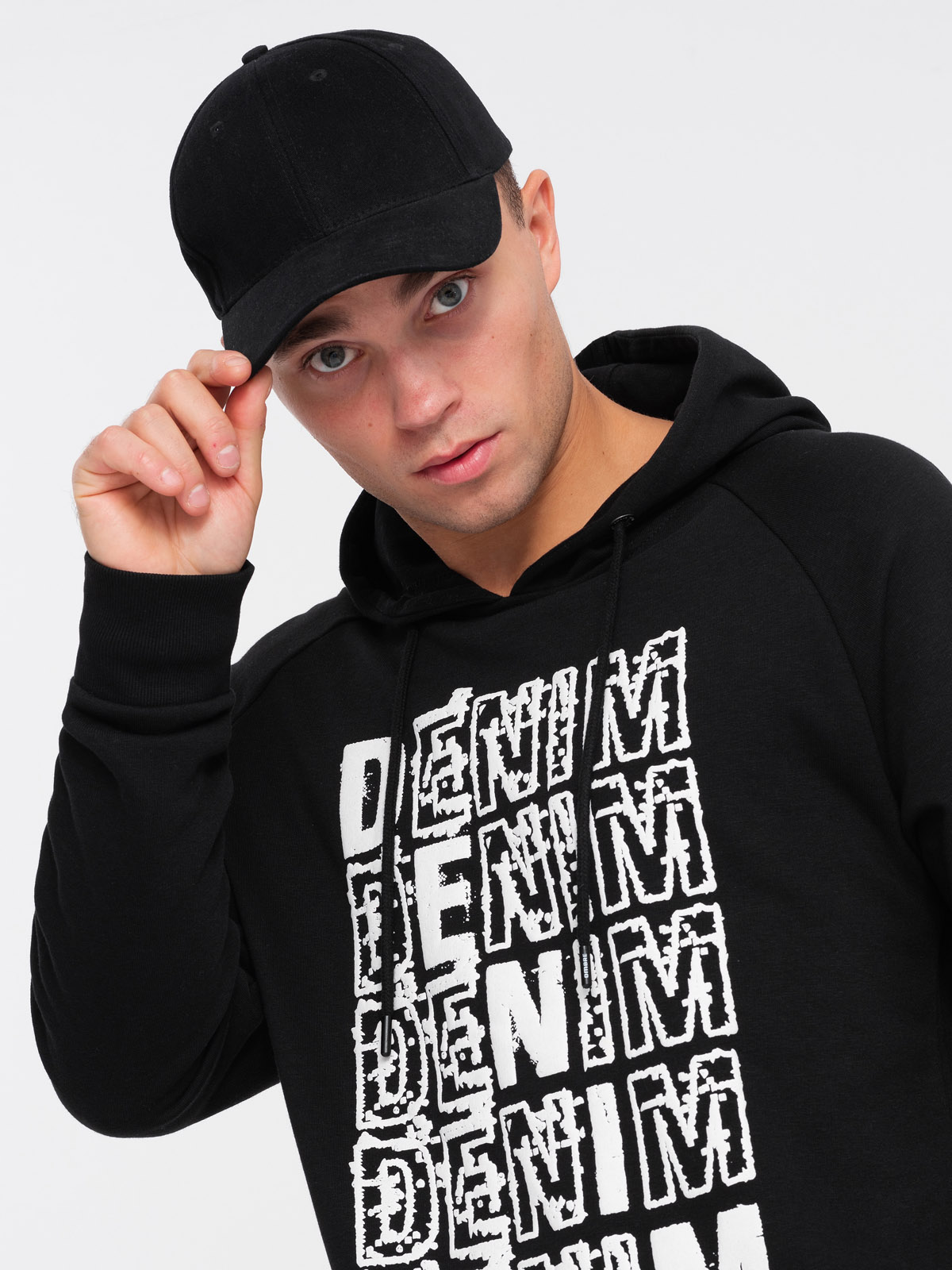 Levně Ombre Men's unlined kangaroo sweatshirt with hood and print - black