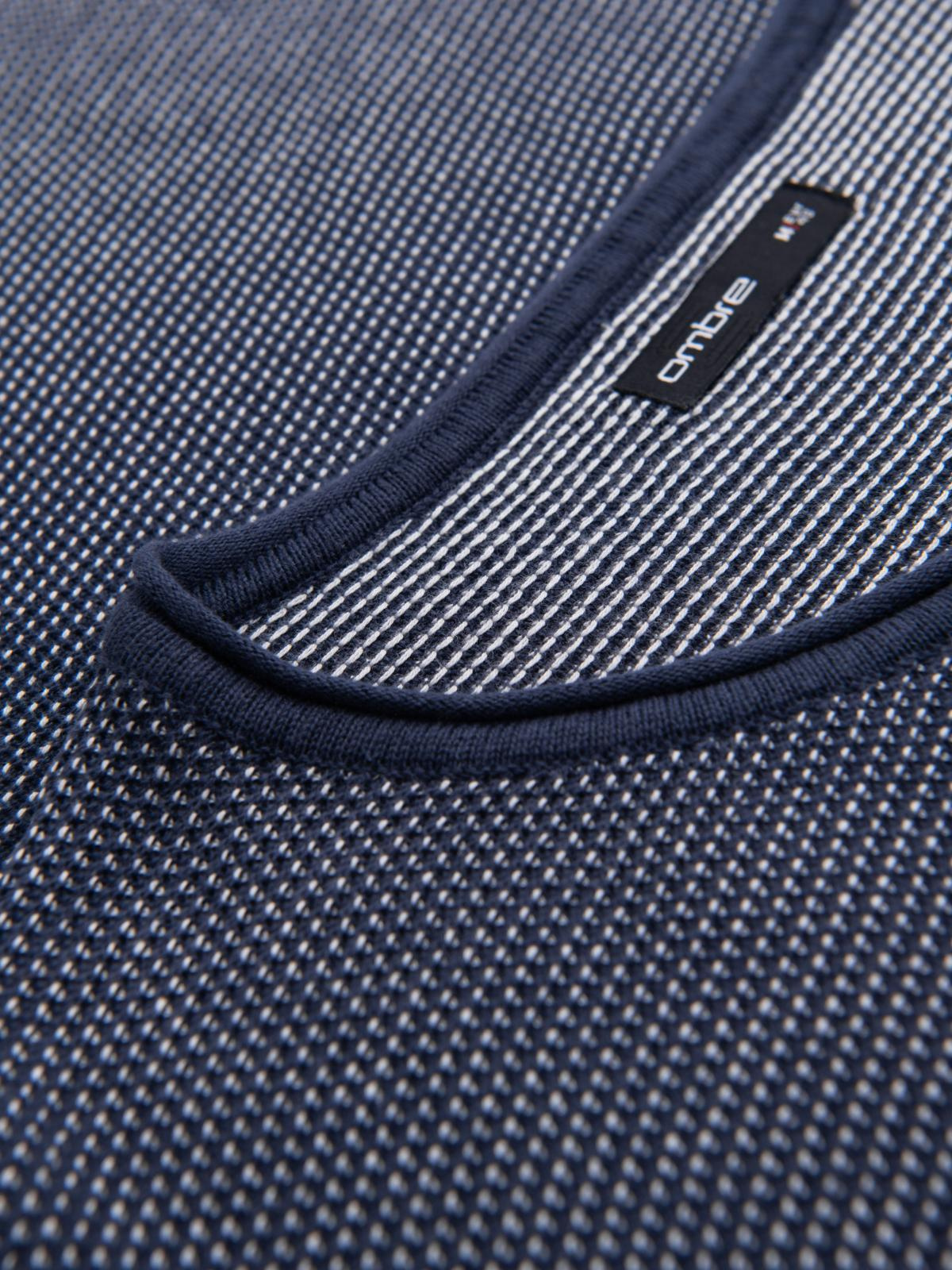 Ombre Men&#039;s knitted sweater with structured dots - navy blue