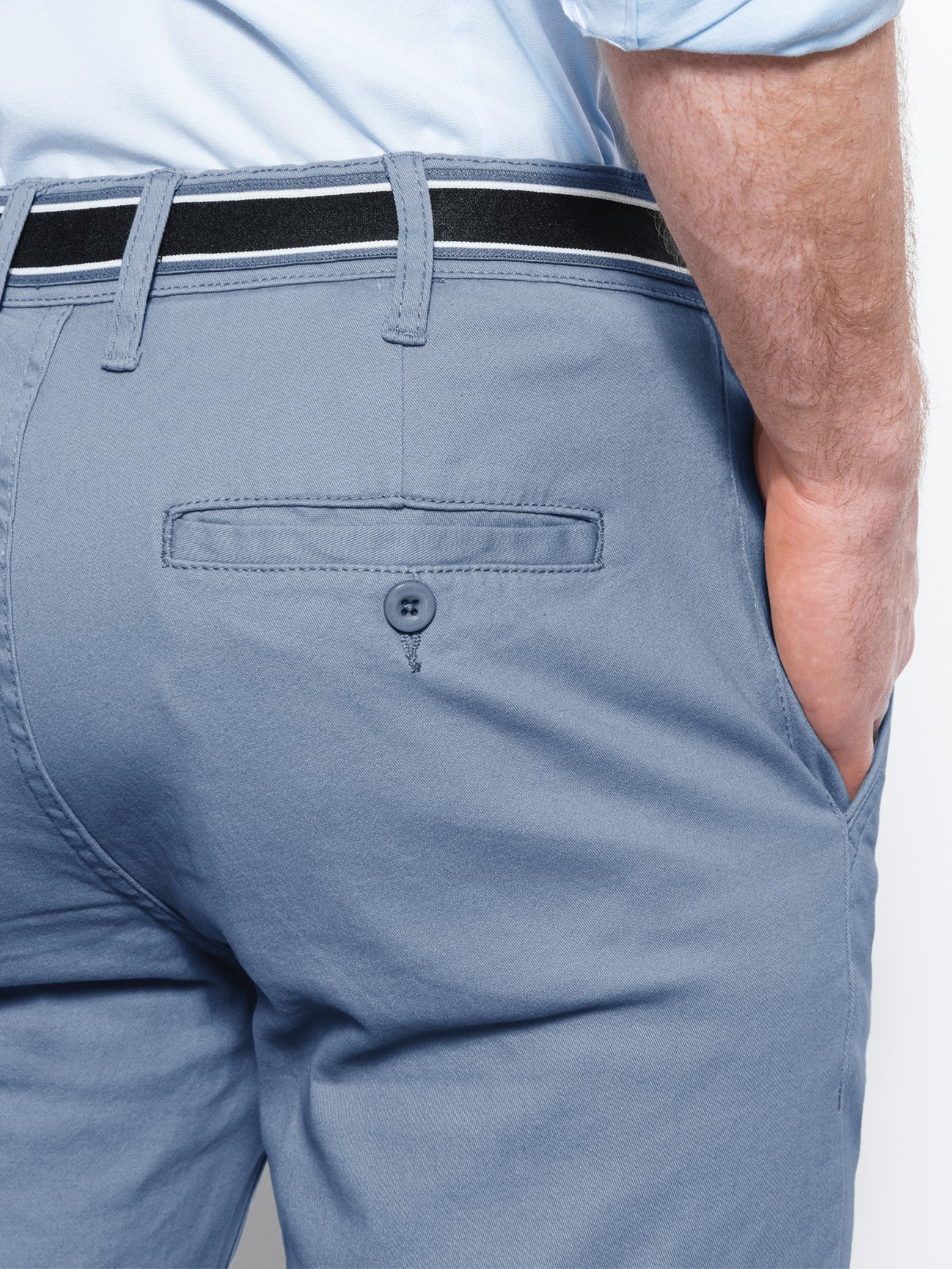 Pantaloni barbati, Ombre