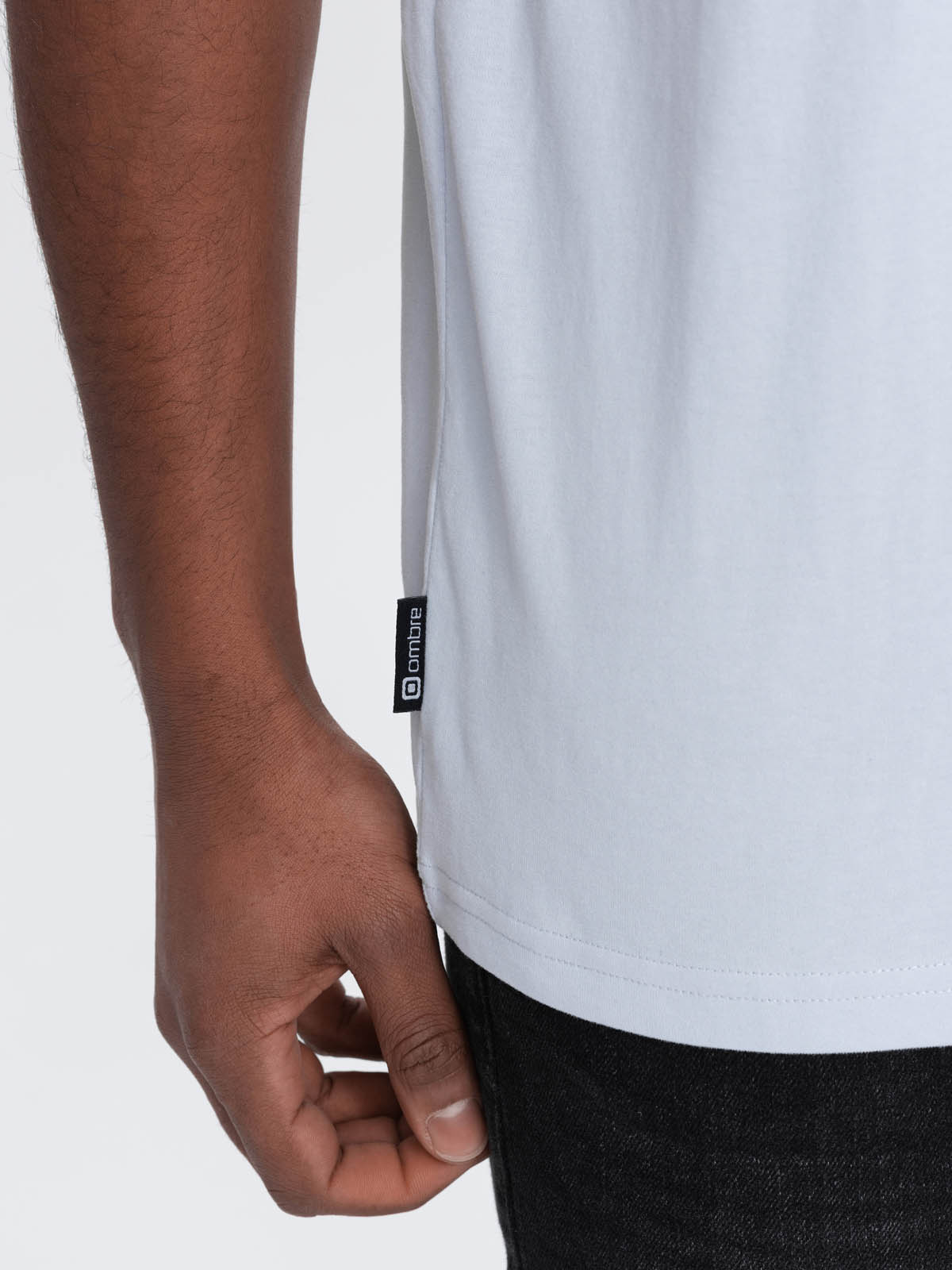 Tricou barbati, Ombre