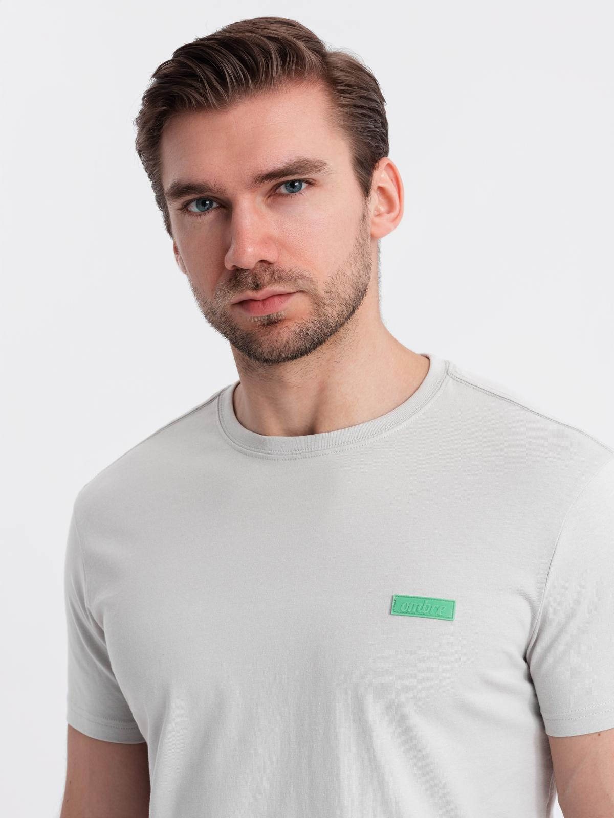 Tricou barbati, Ombre