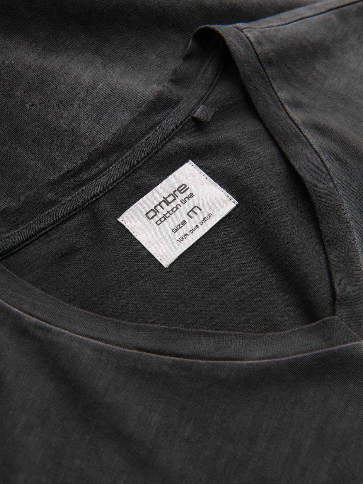 Ombre Men's brindle V-neck t-shirt with pocket - black