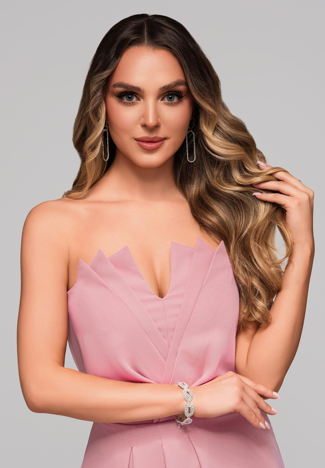 Edoti Evening dress LA-OM