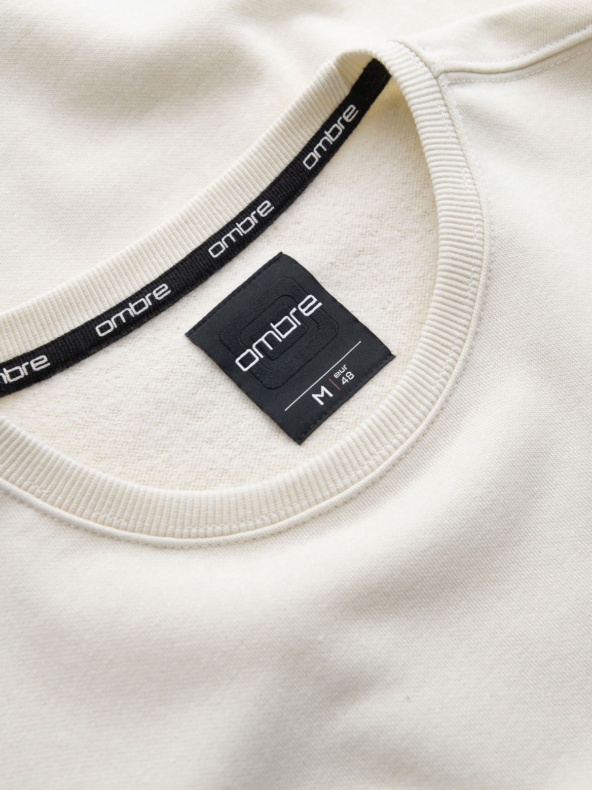 Ombre Men's non-stretch sweatshirt with metal pin - cream