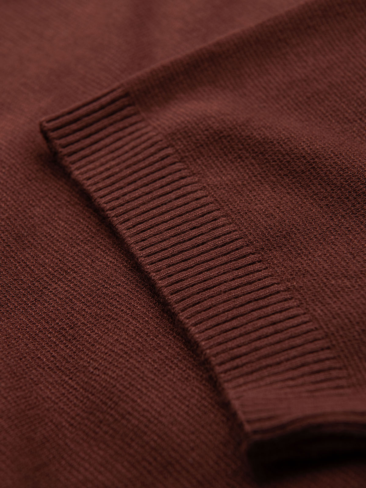 Ombre Men's classic knitted shirt with ribbed cuffs - warm brown