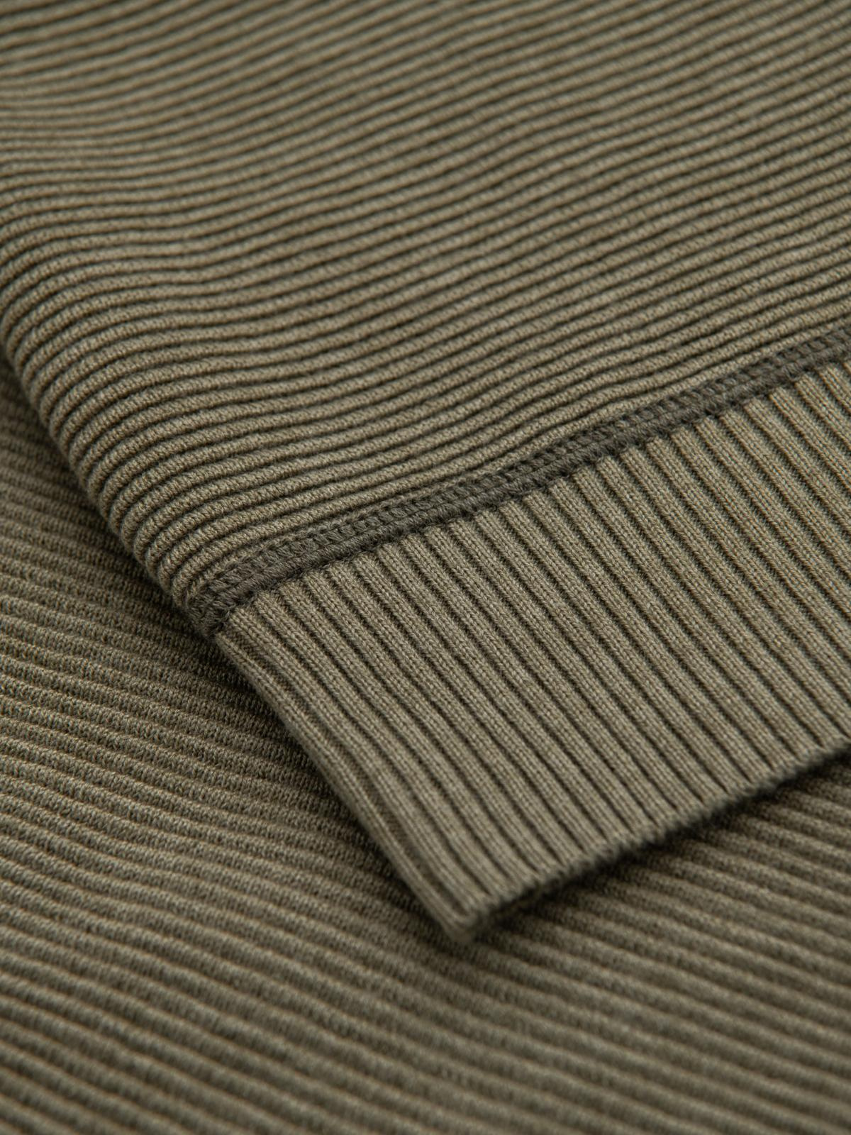 Ombre Cotton men&#039;s sweater with patch and raglan sleeves - olive