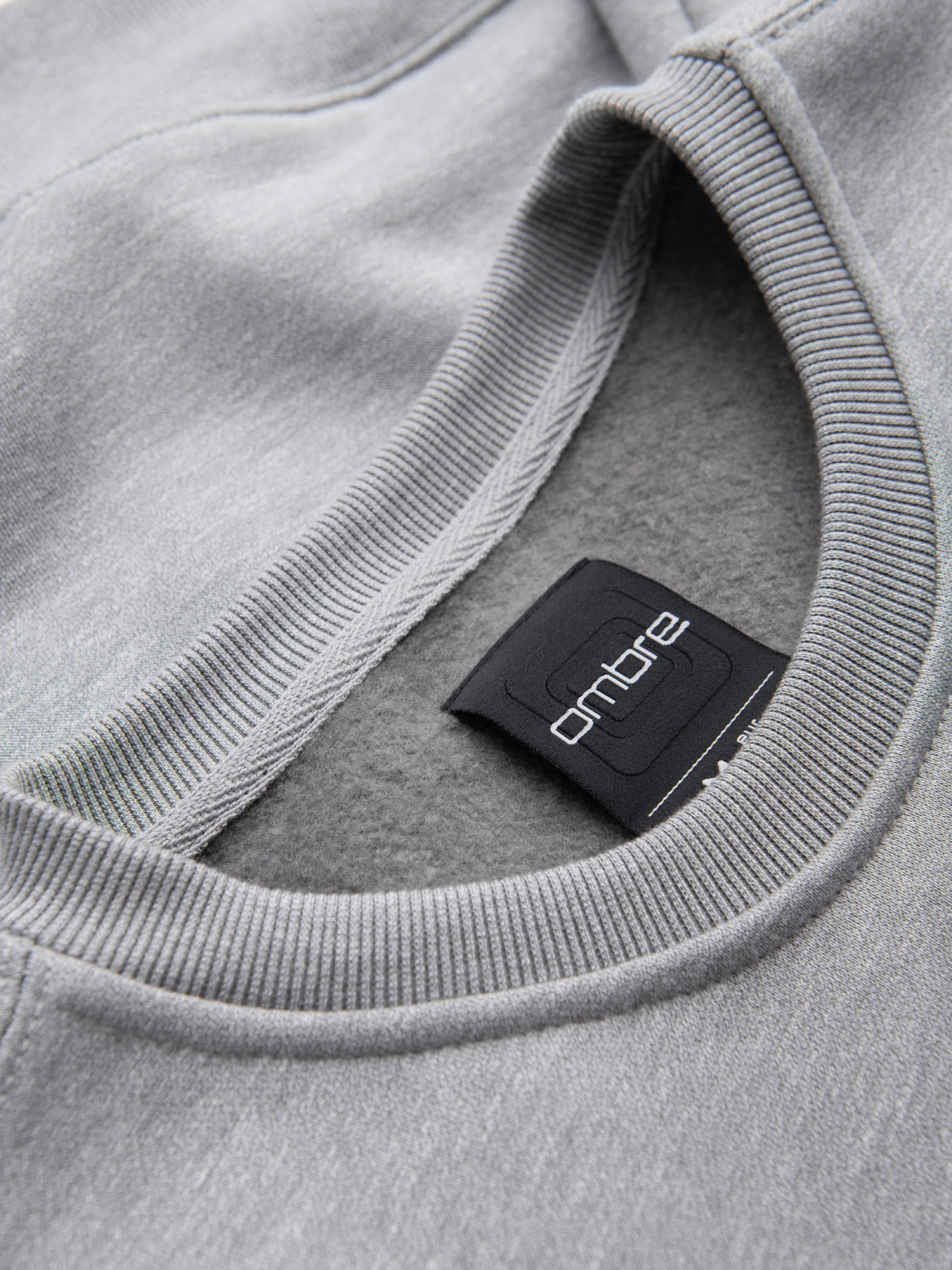 Ombre Classic men's sweatshirt with inscription - gray melange
