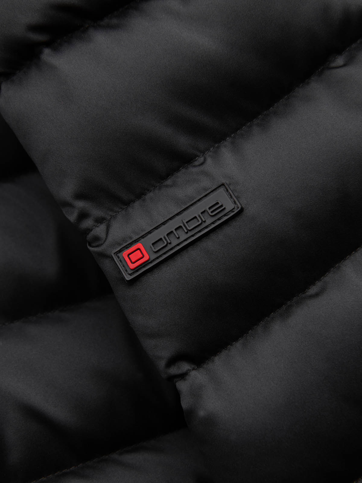 Ombre Lightly insulated quilted men's jacket with satin trim - black
