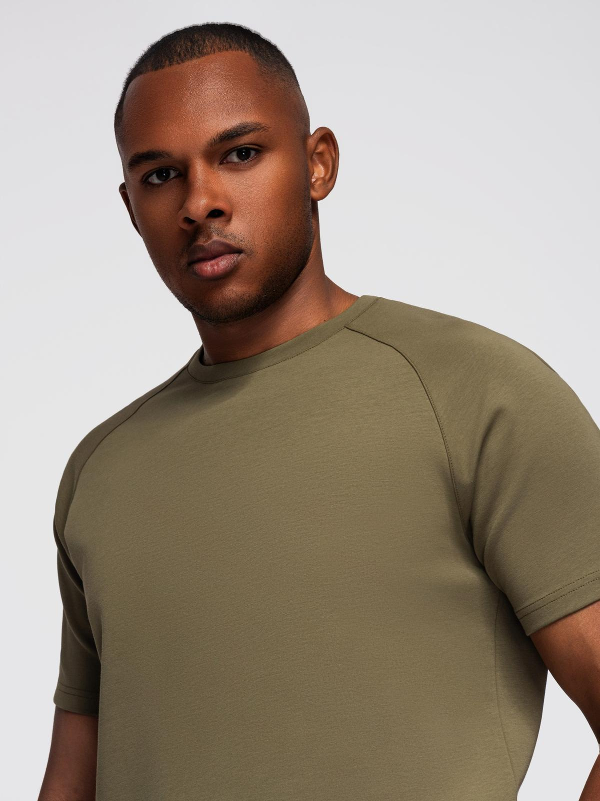 Ombre Men's COMFORT FIT T-shirt with raglan sleeves - olive