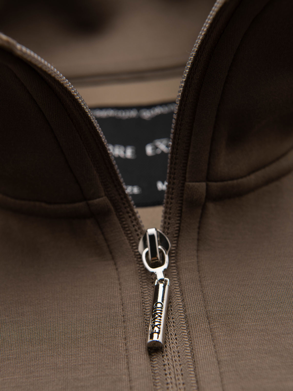 Ombre Men's sweatshirt with contrasting print and unbuttoned high collar - grey-brown