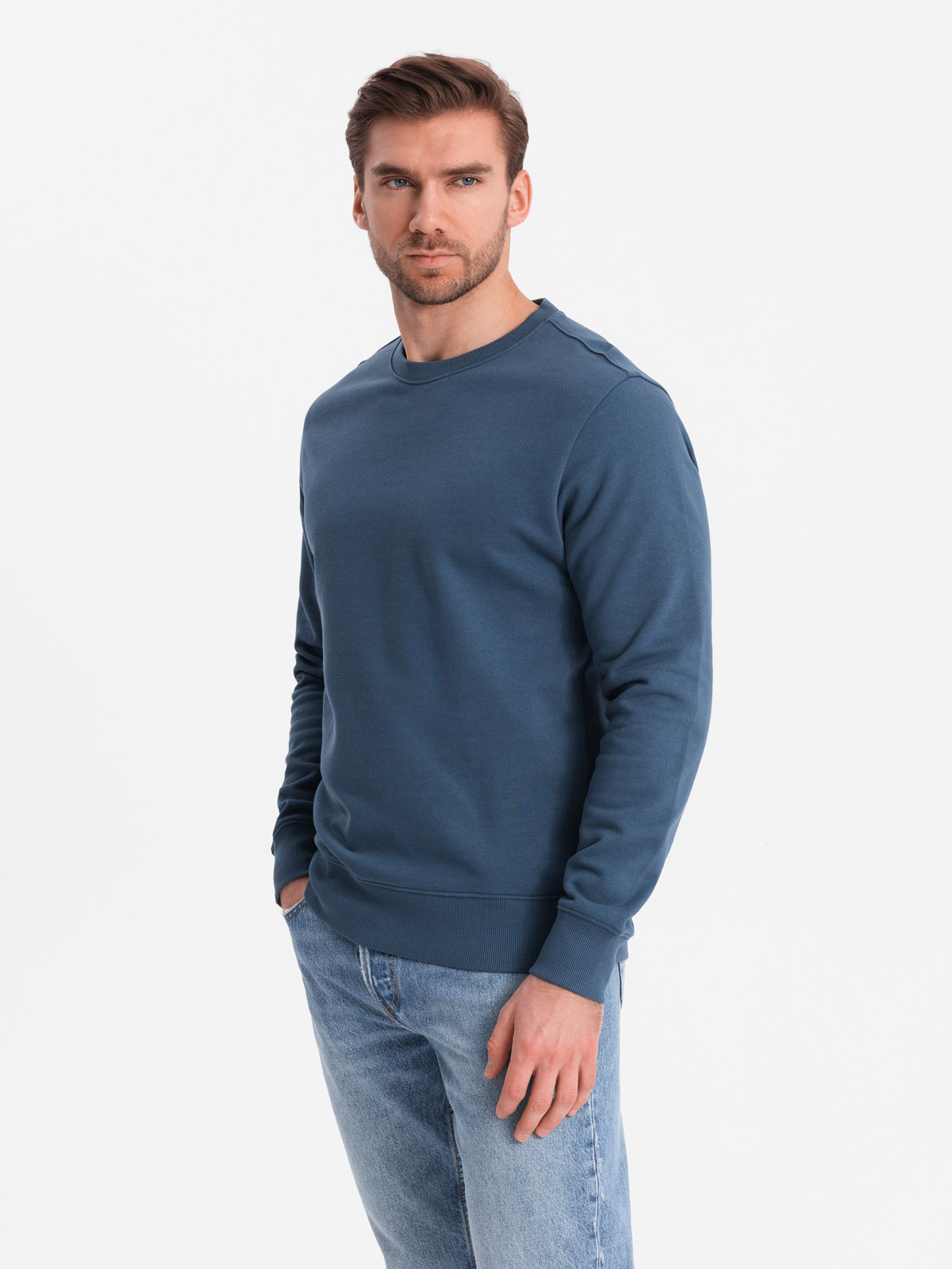 Ombre Men's BASIC sweatshirt with round neckline - navy blue