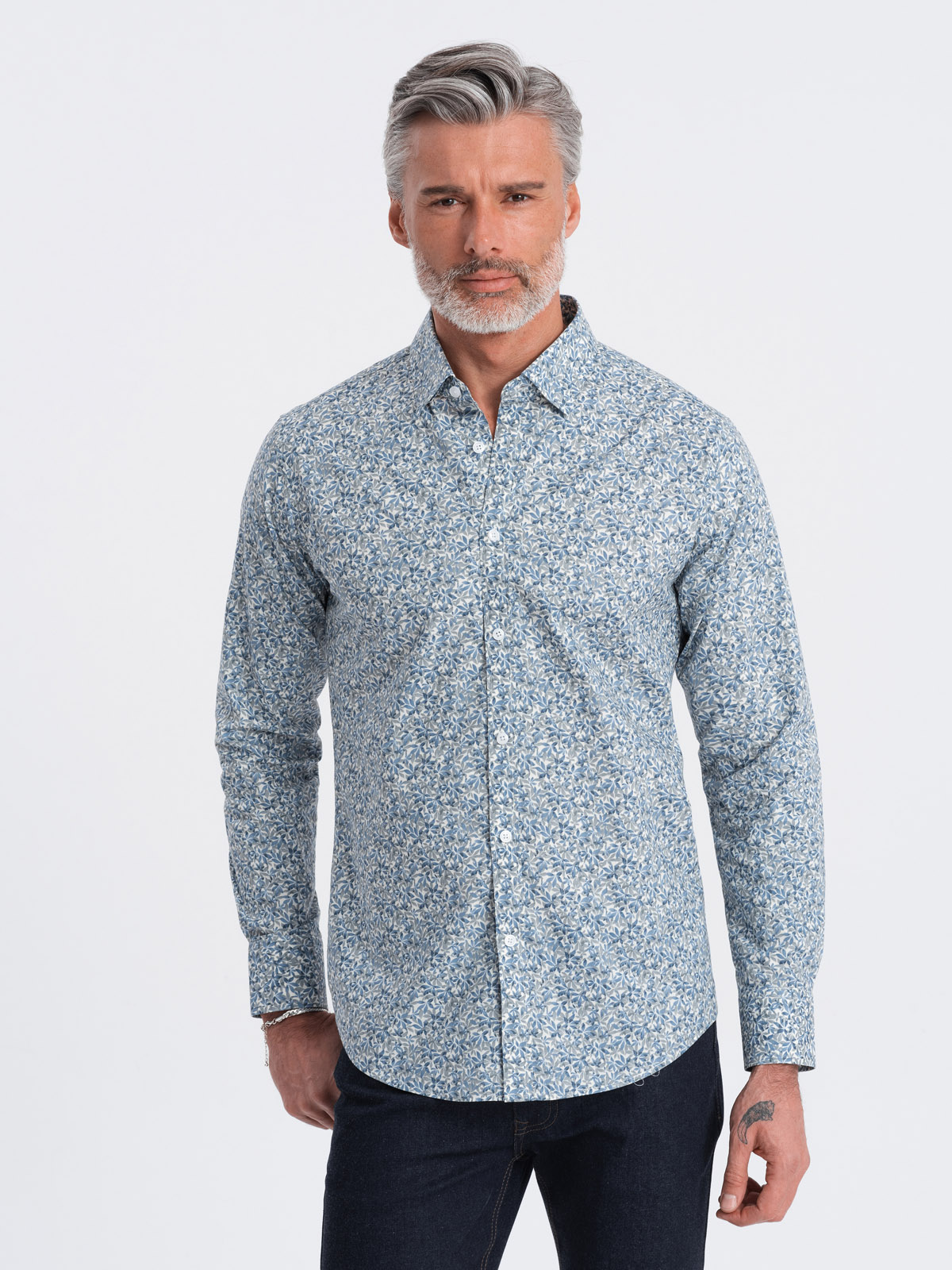 Ombre Men's SLIM FIT shirt in small leaf print - light blue