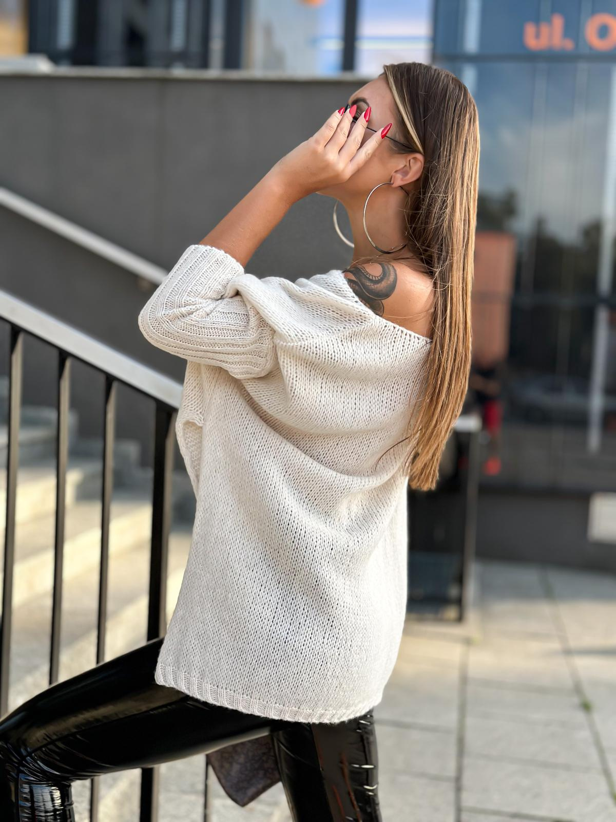 Edoti Women's sweater EL