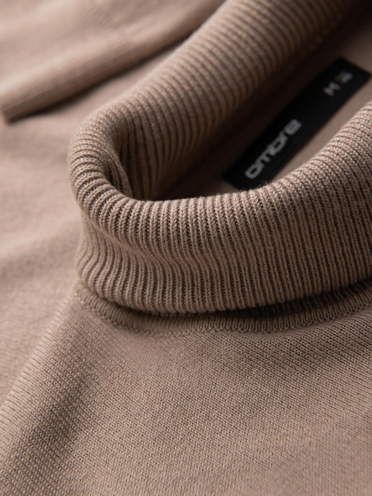 Ombre Men&#039;s knitted fitted turtleneck with viscose - beige