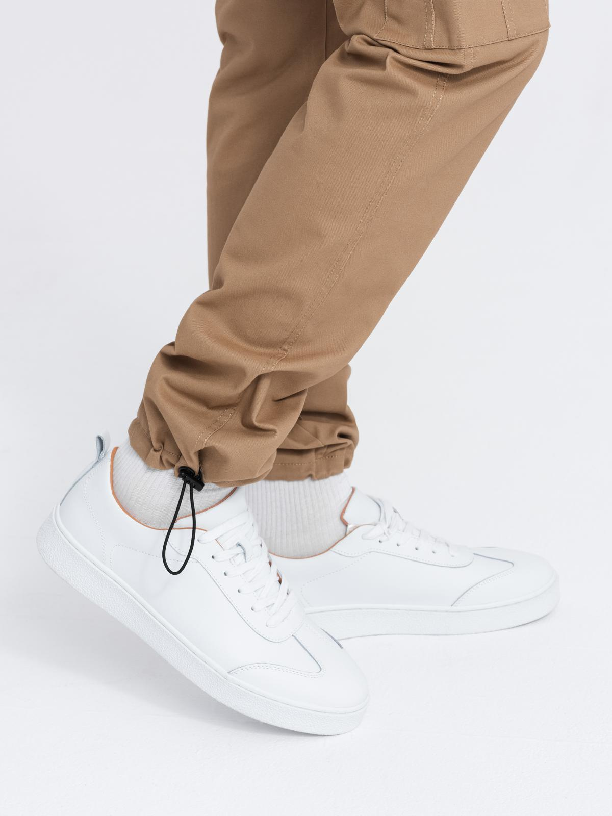 Ombre Men's pants with cargo pockets and leg hem - light brown
