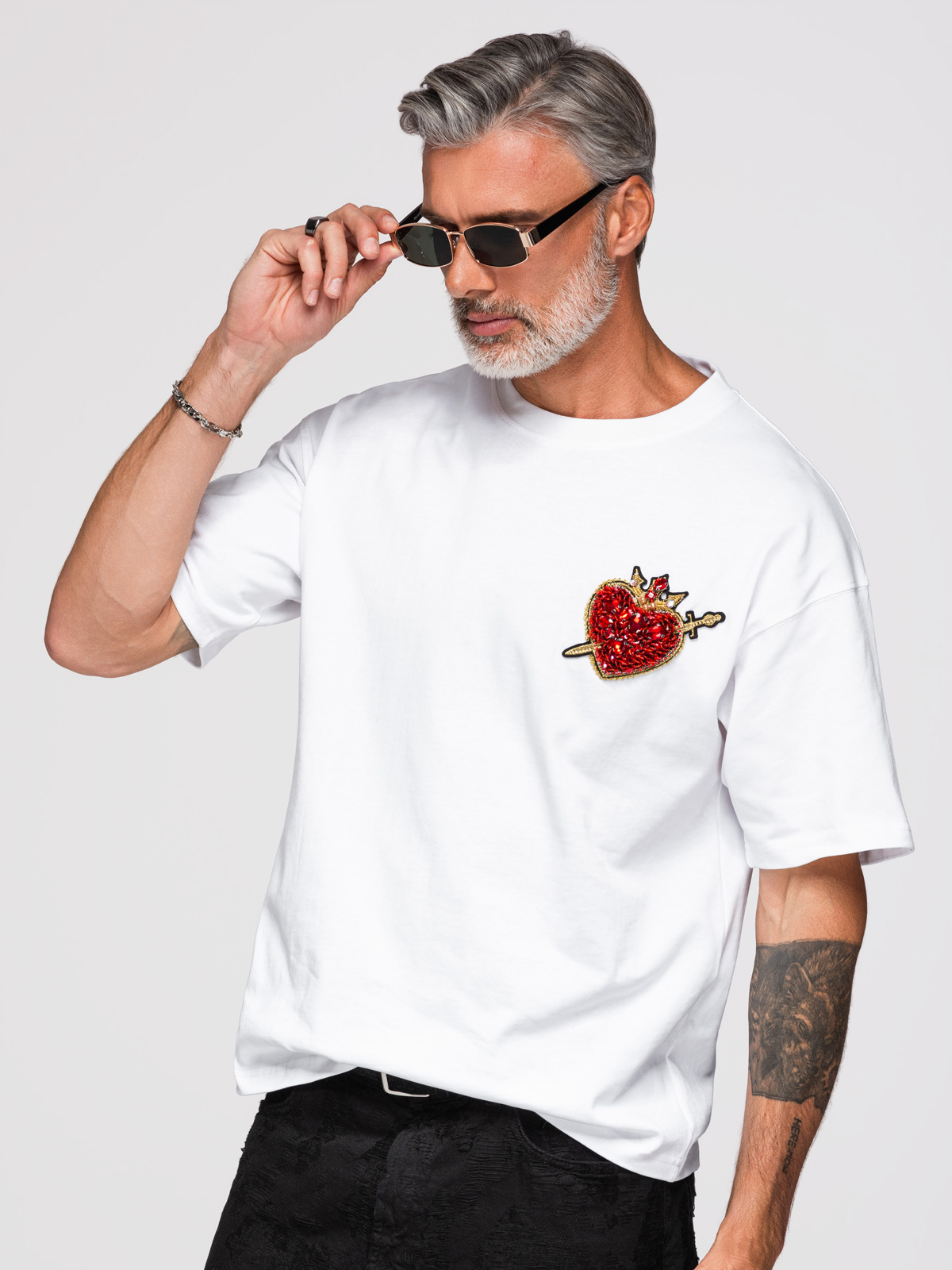Ombre Men's cotton t-shirt with jewelry applique on chest - off white