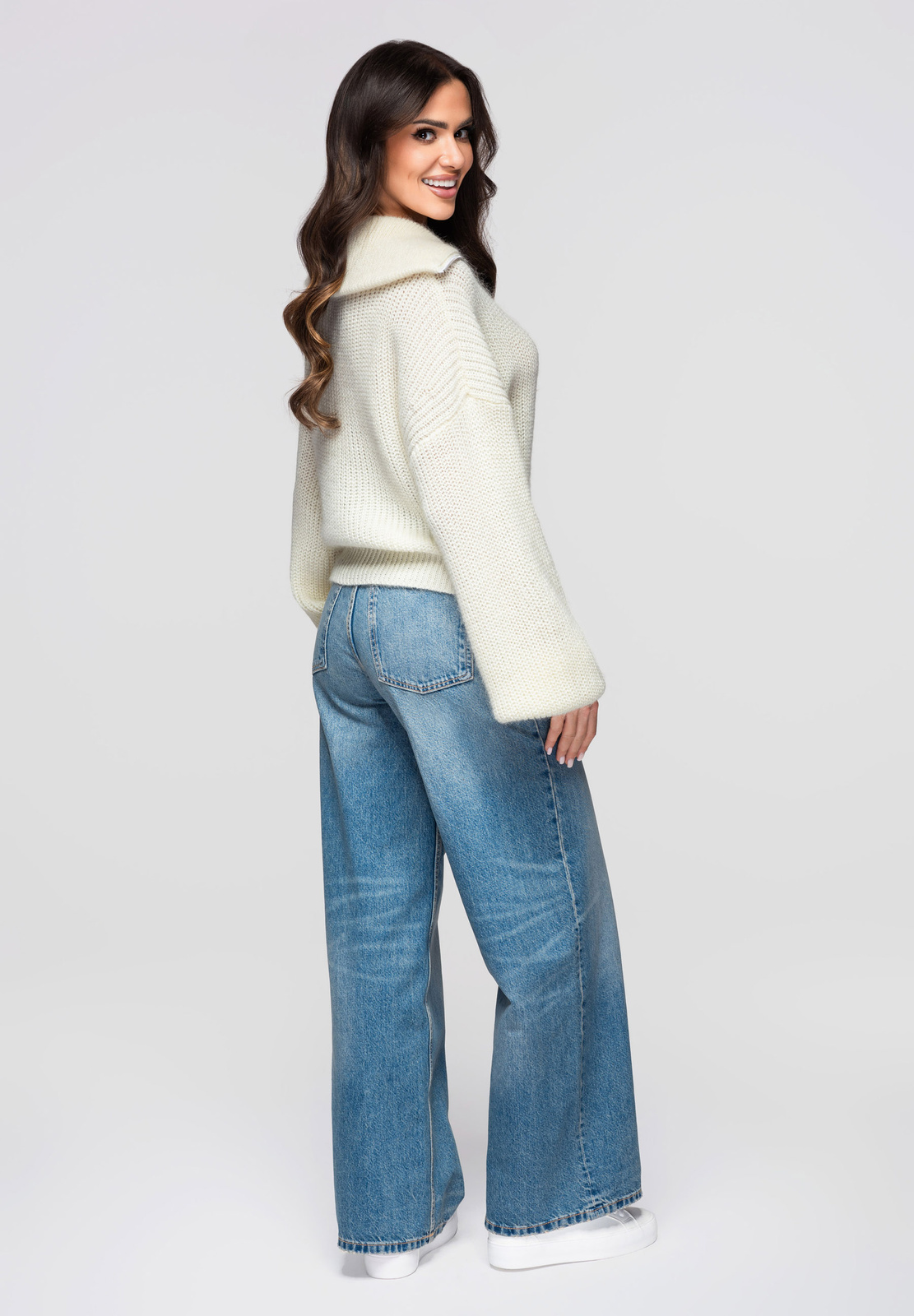 Edoti Women's sweater LW-SWSW-0118 v1