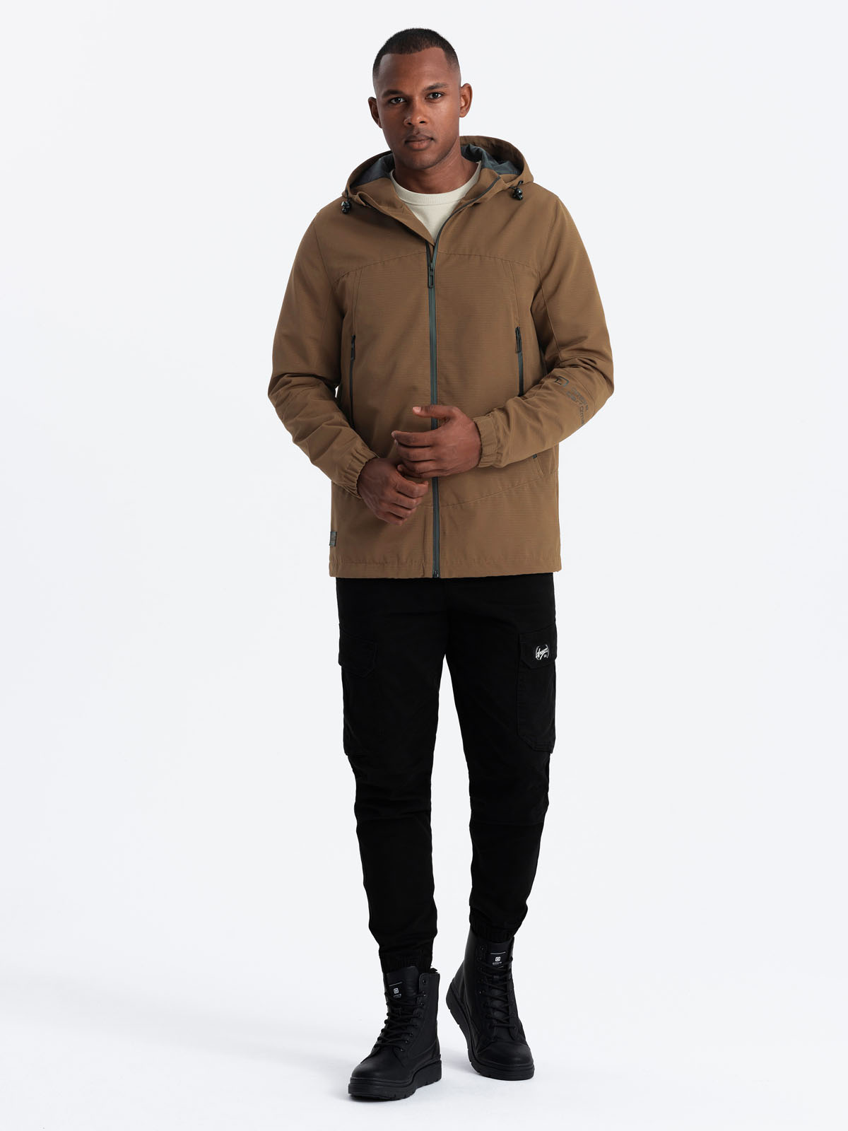 Ombre Men&#039;s lightweight storm jacket with hood - brown