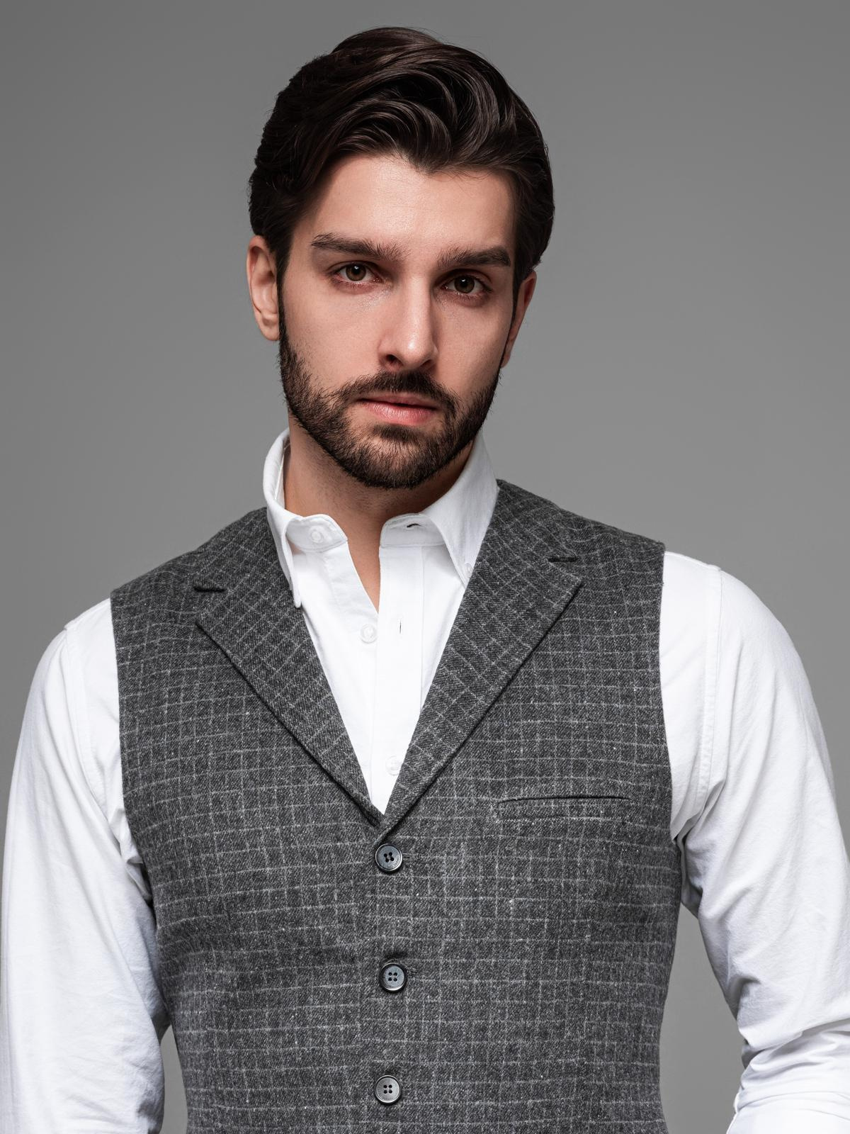 Ombre Elegant men&#039;s checkered vest with lapels - black