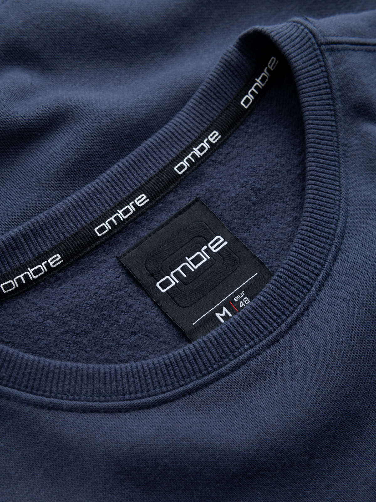 Ombre Men&#039;s non-stretch sweatshirt with college style patch - navy blue