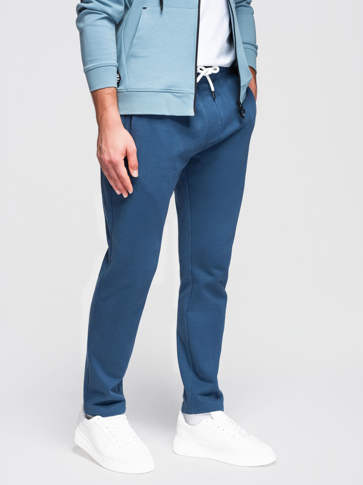 Ombre: pentru bărbați adidași sport din materiale premium