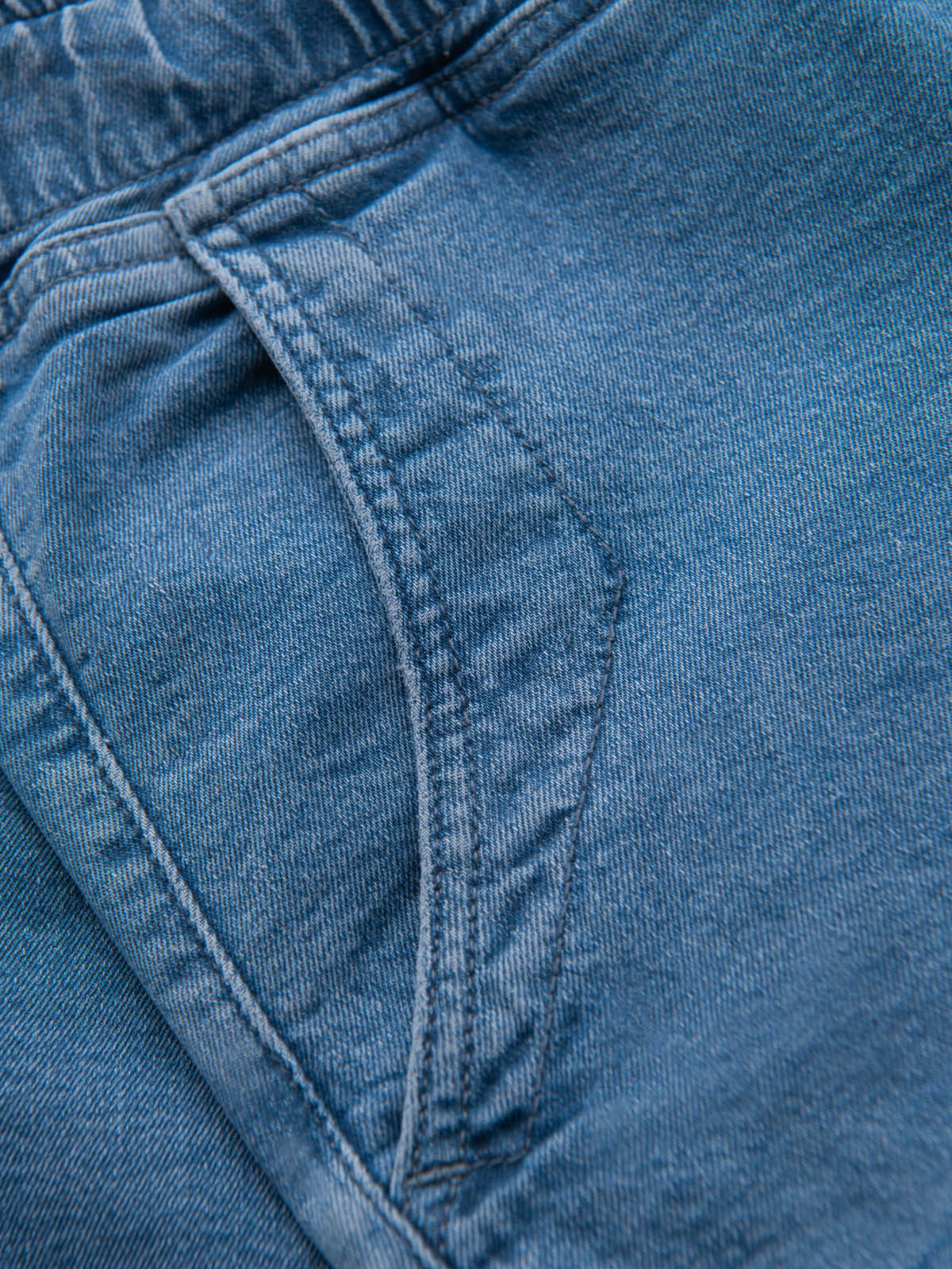 Ombre Men's denim shorts with rolled up leg - light blue