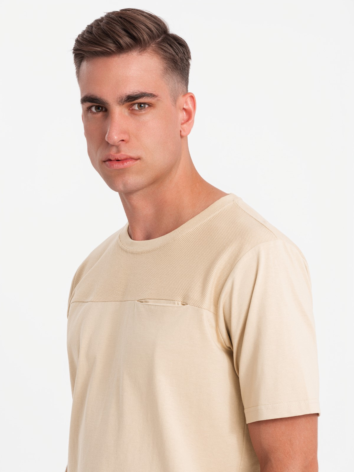 Ombre Men's LOOSE FIT T-shirt with pocket - beige