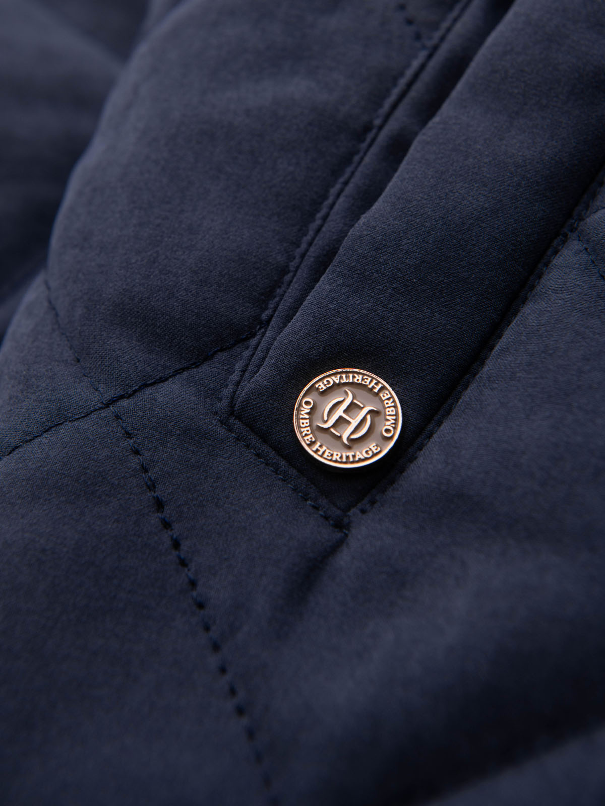 Ombre Men&#039;s peach effect quilted sleeveless jacket - navy blue