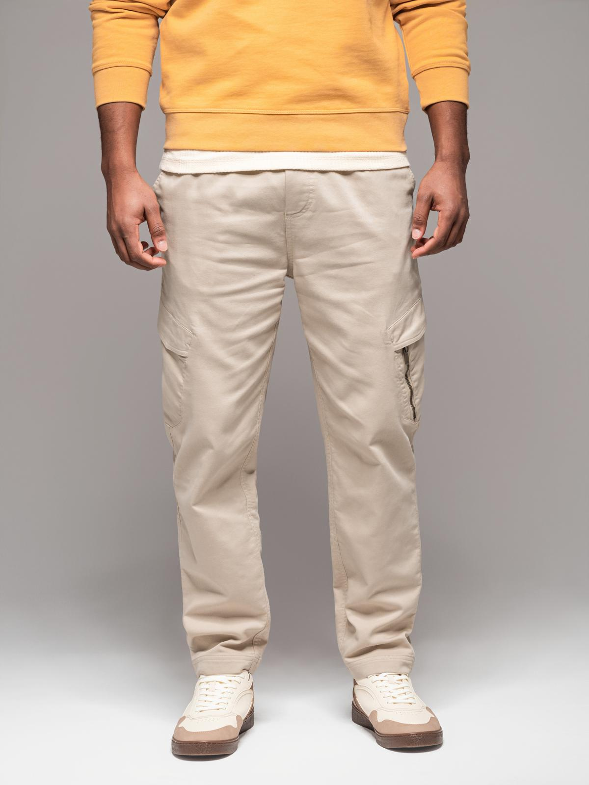 Ombre Men&#039;s knitted joggers with cargo pockets - cream