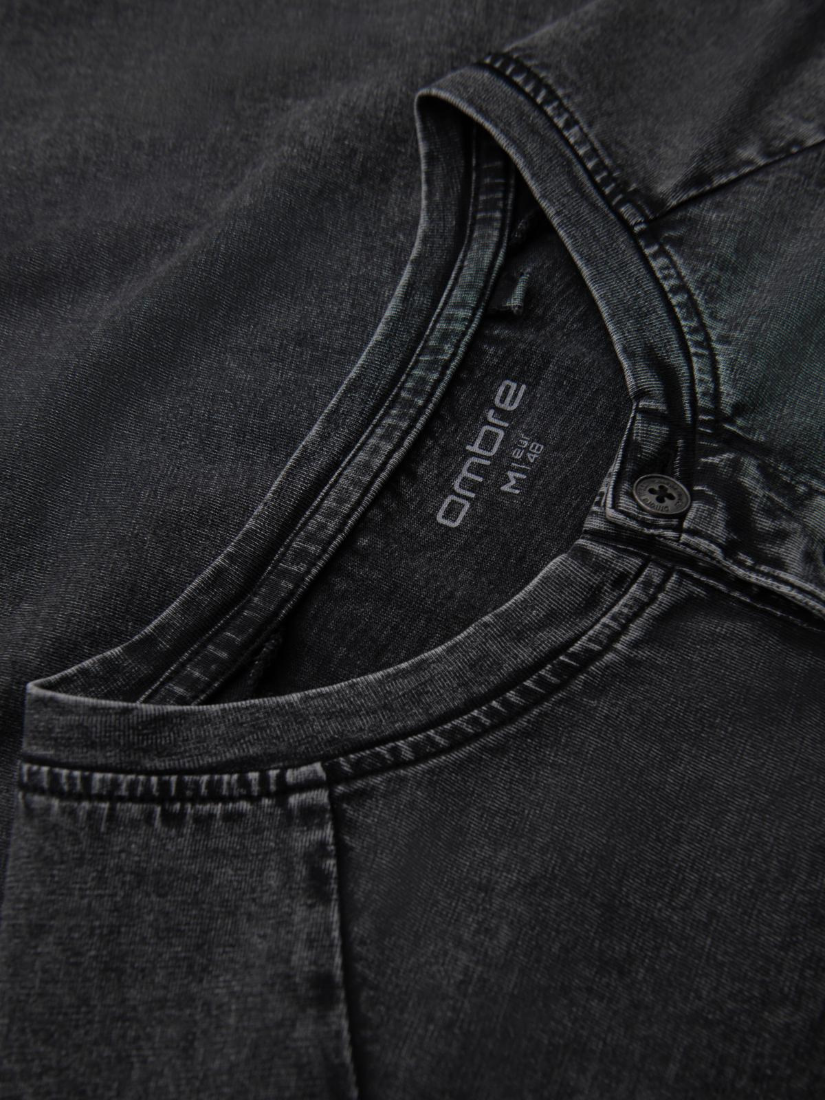 Ombre Men's T-shirt with wash effect and buttons at neckline - black