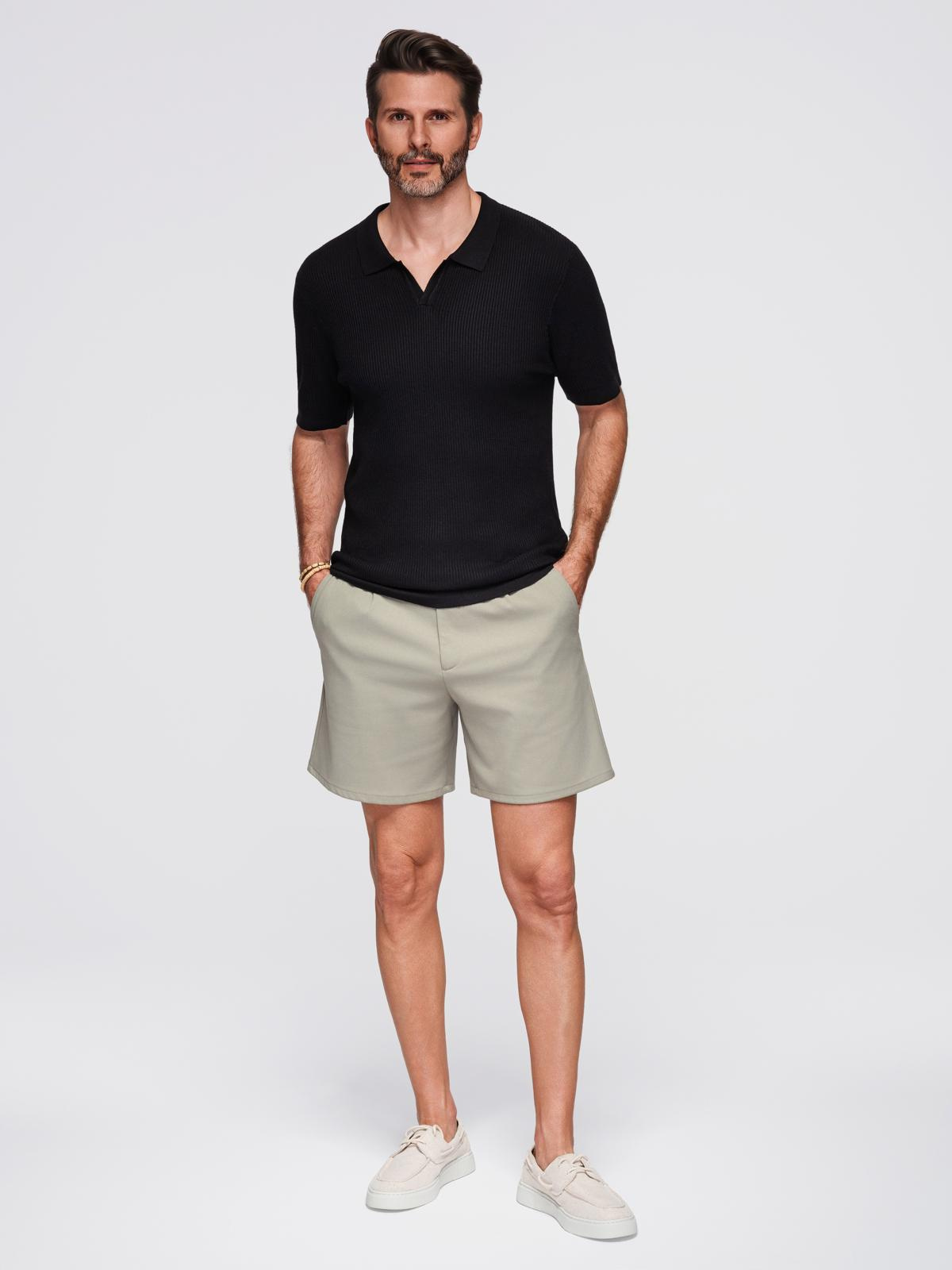 Ombre Men's buttonless polo shirt with open collar - black