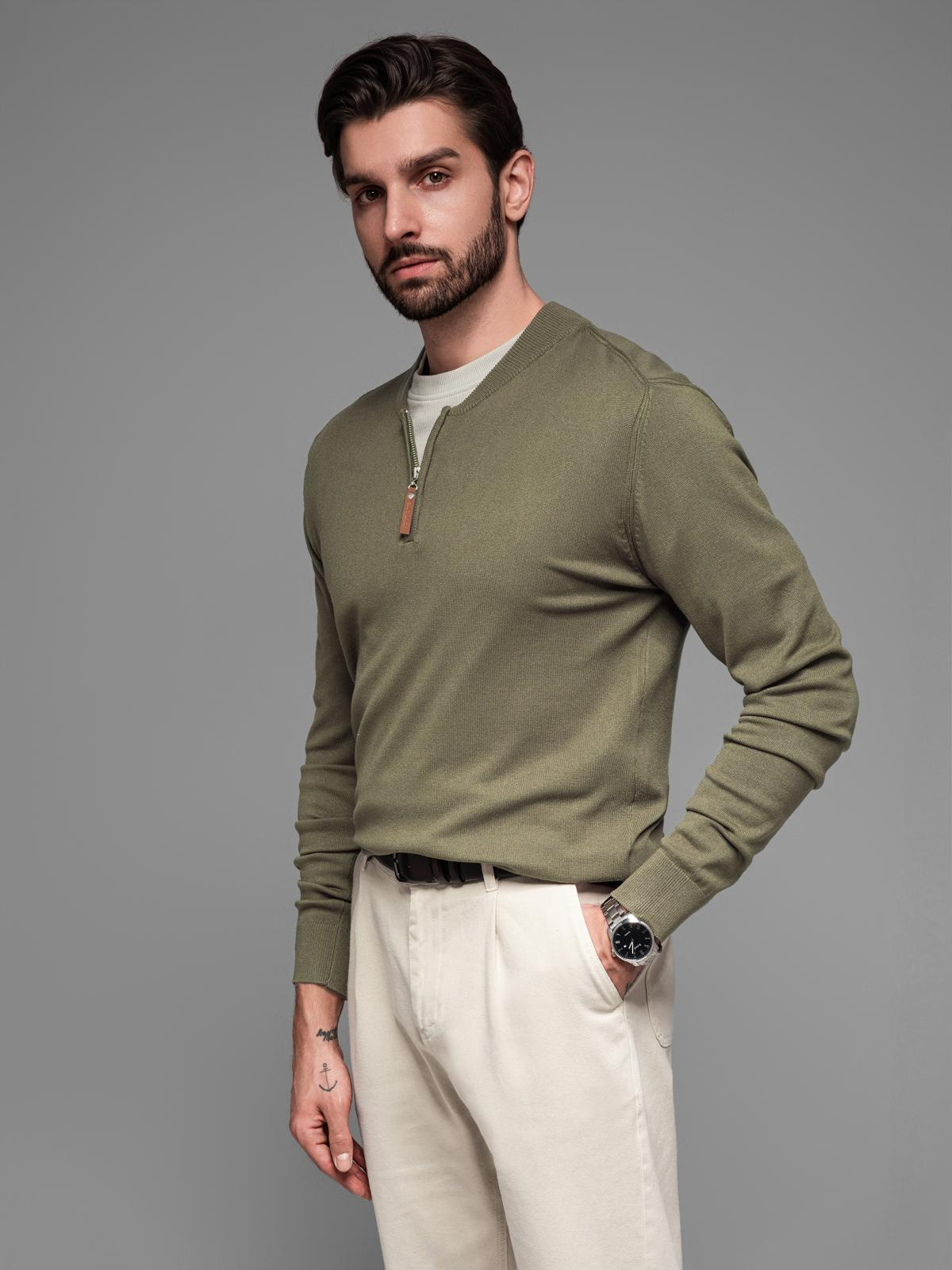 Ombre Men&#039;s sweater with viscose and spread neckline - olive