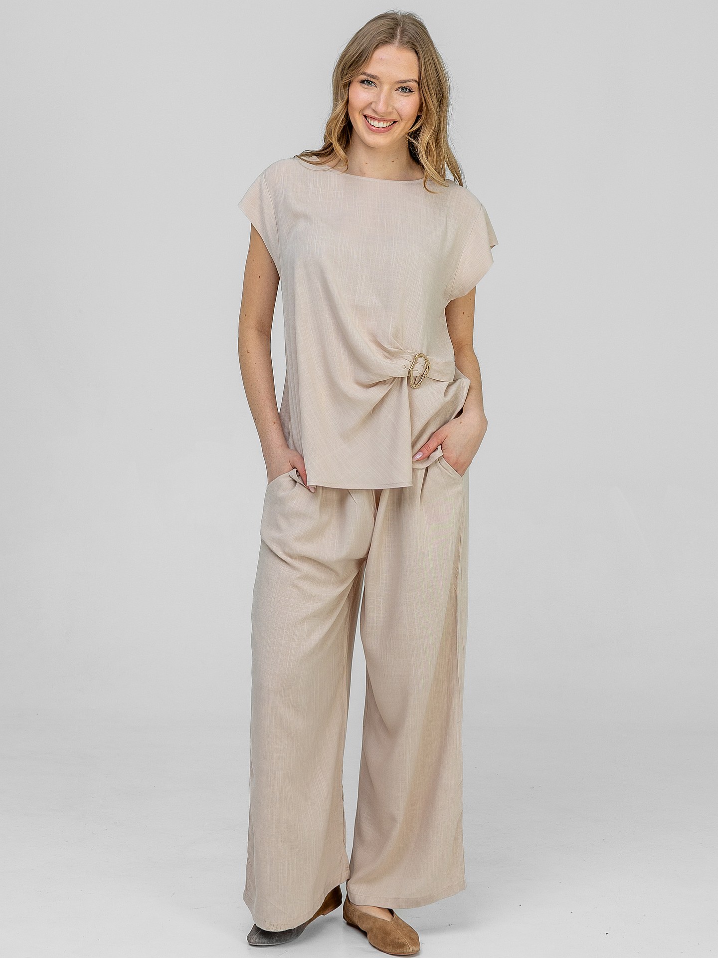 PERSO Woman's Elegant women's set with a decorative buckle