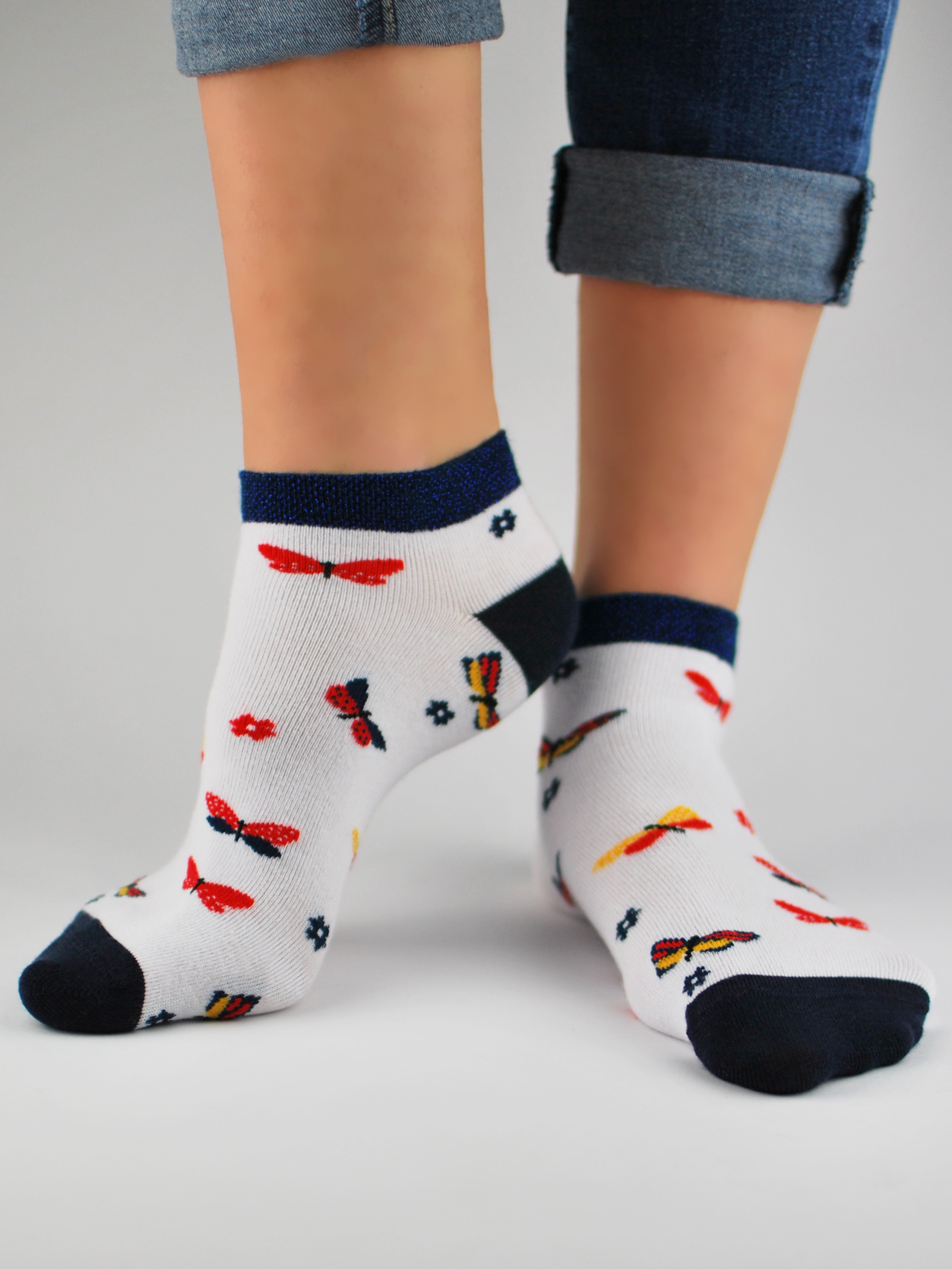 NOVITI Woman's Socks ST023-W-04
