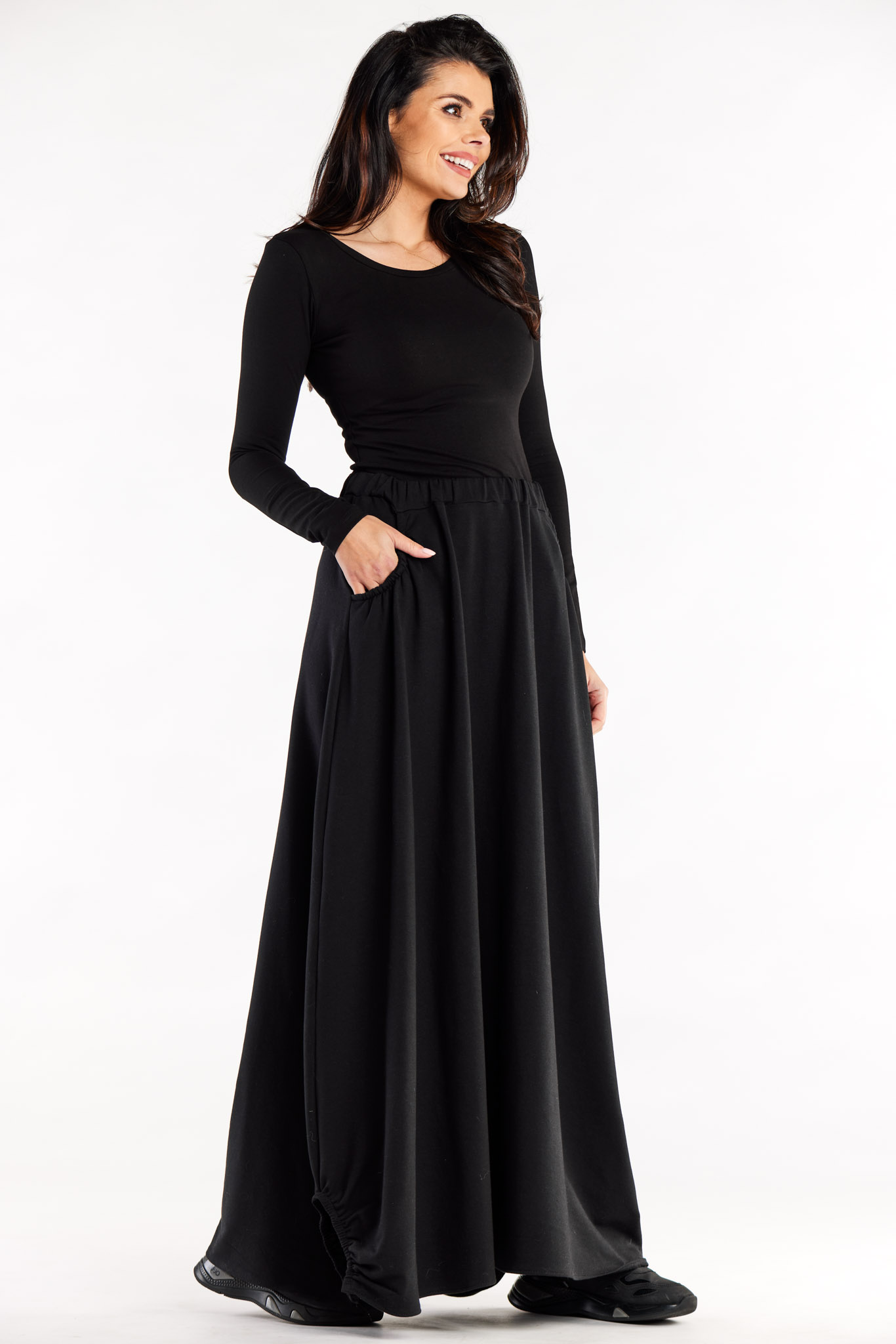 Infinite You Woman's Skirt M312 Black