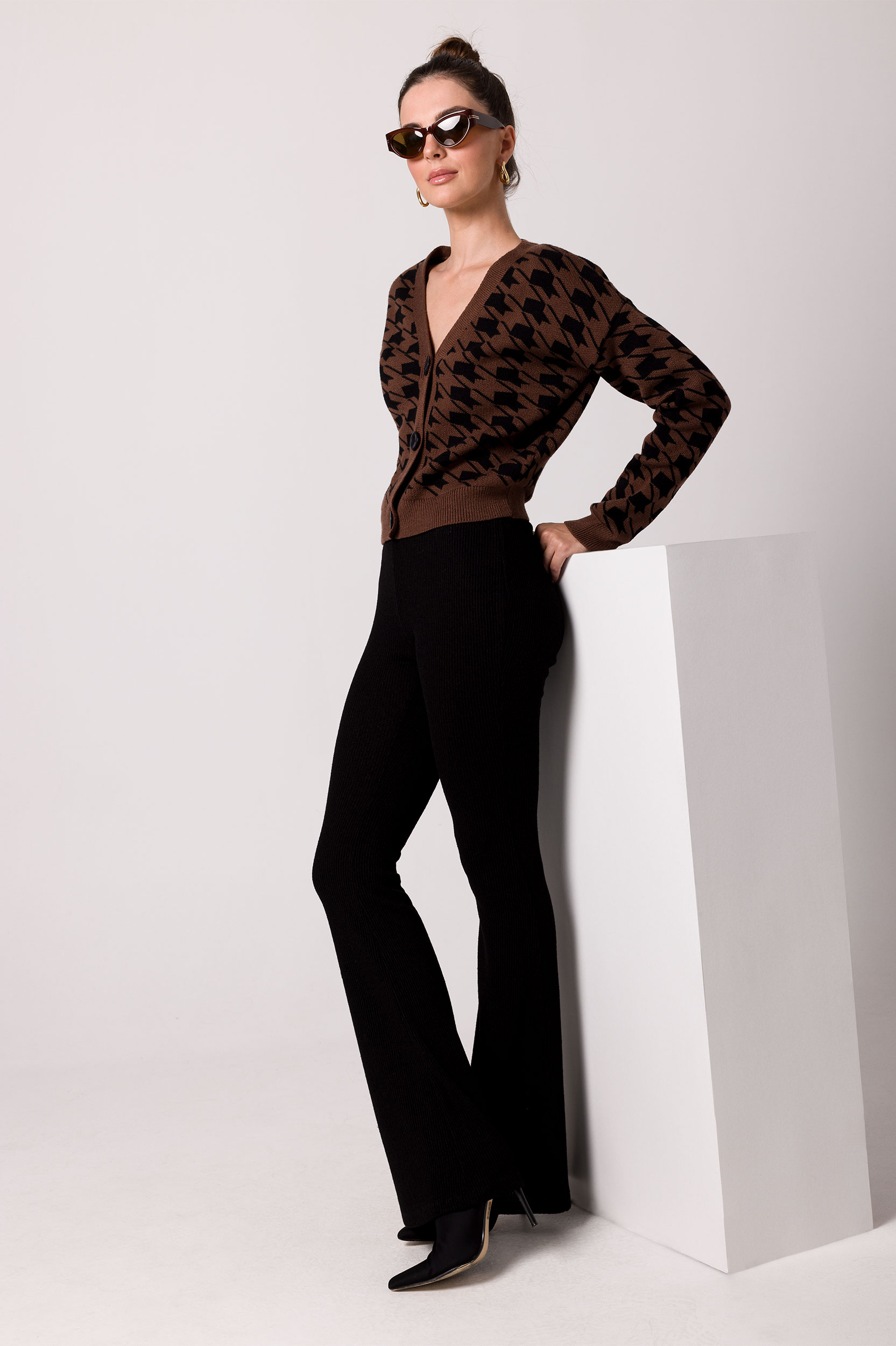 BeWear Woman&#039;s Knit Cardigan BK104