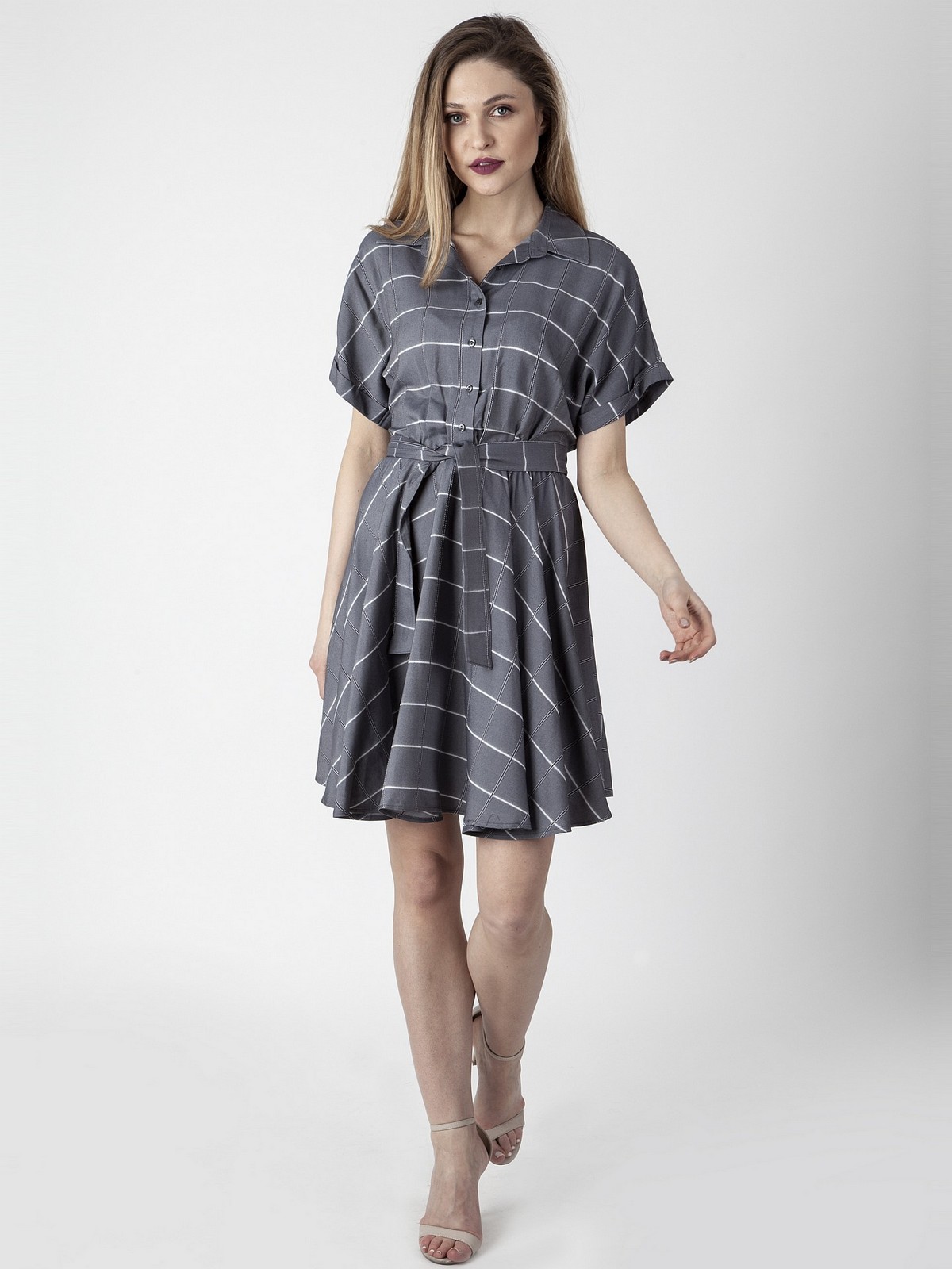 Дамски рокли в стила на 60-те години