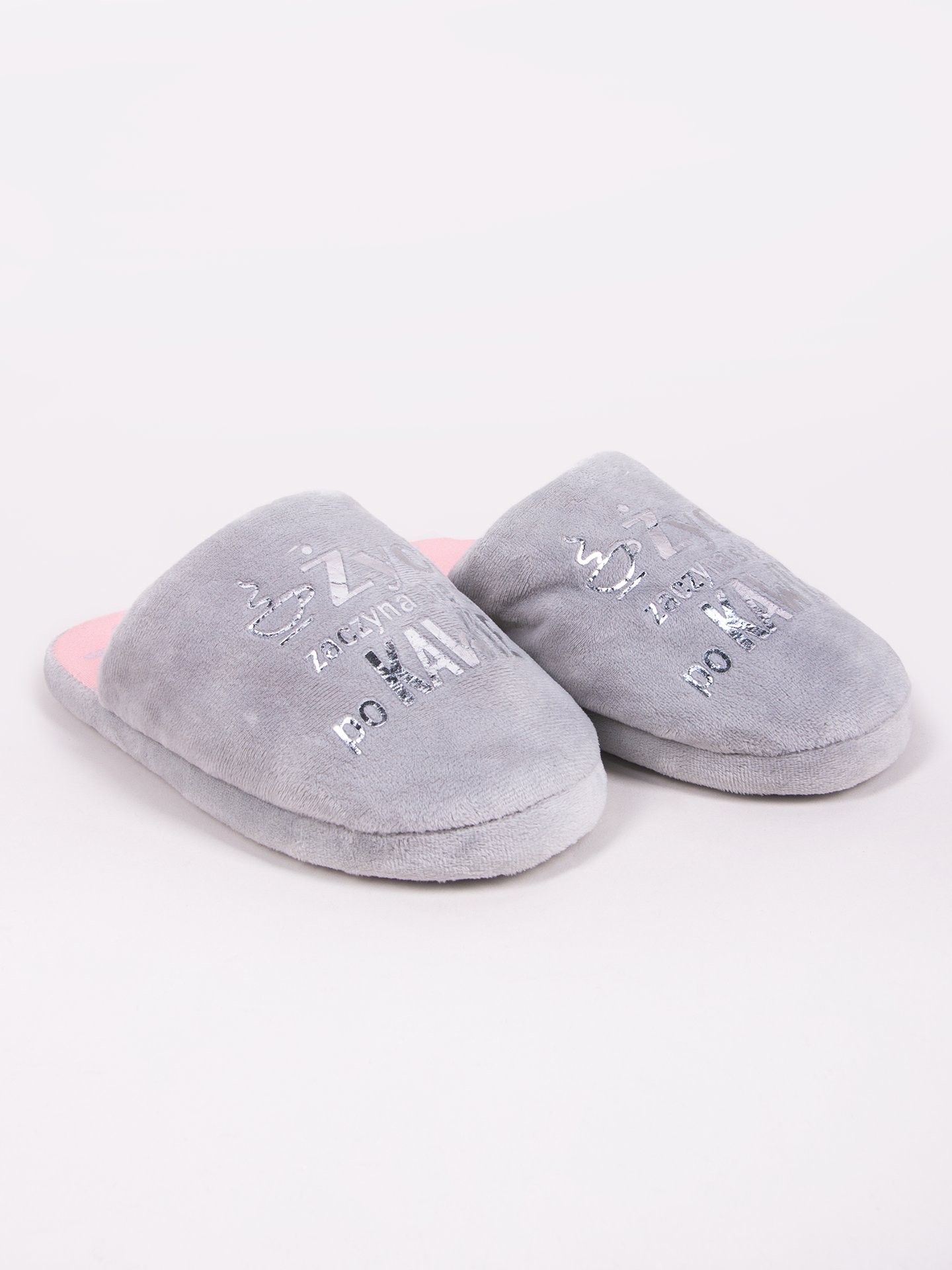 Yoclub Dámské pantofle OKL-0112K-2800 Grey 36-37