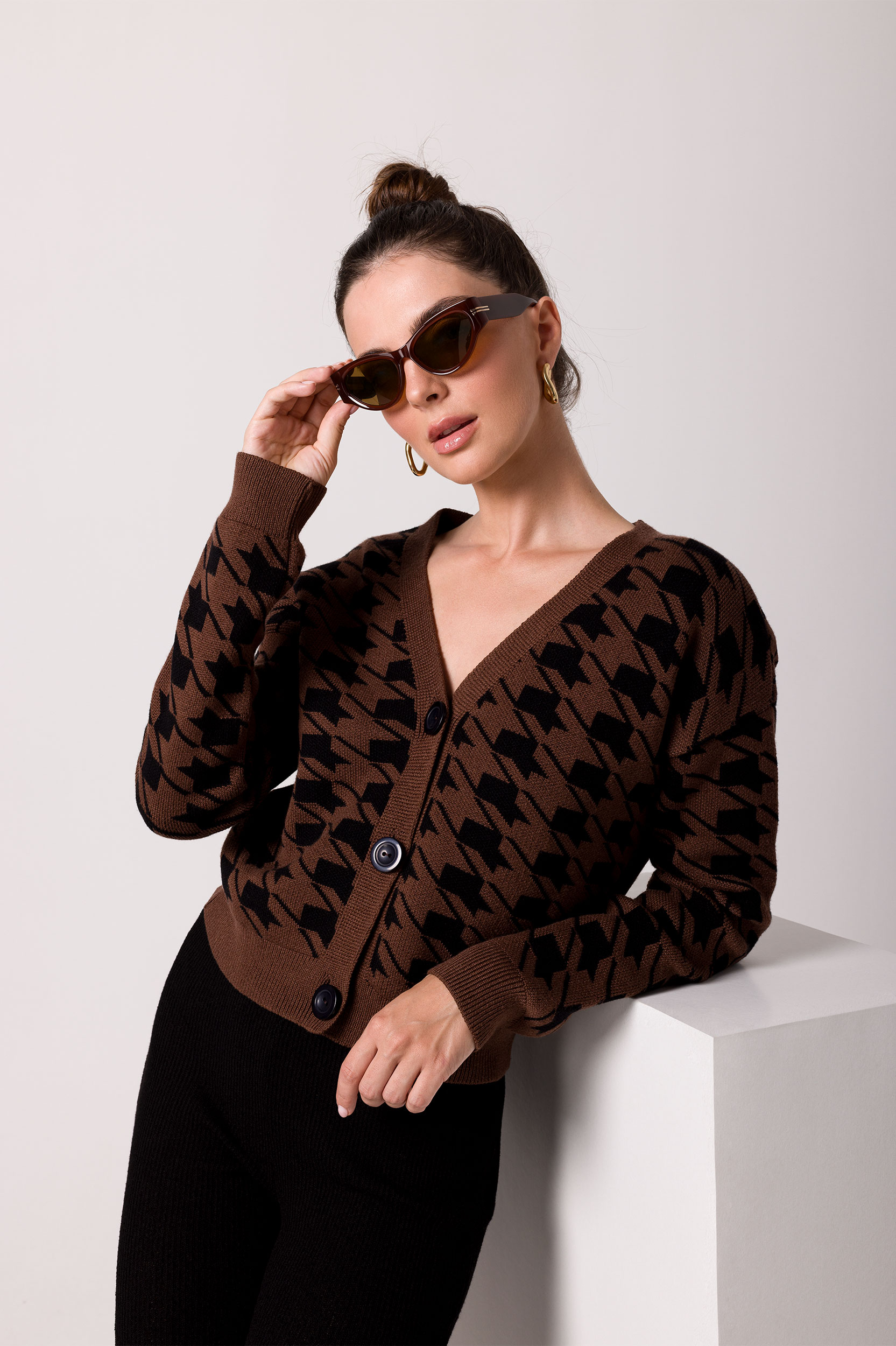 BeWear Woman&#039;s Knit Cardigan BK104