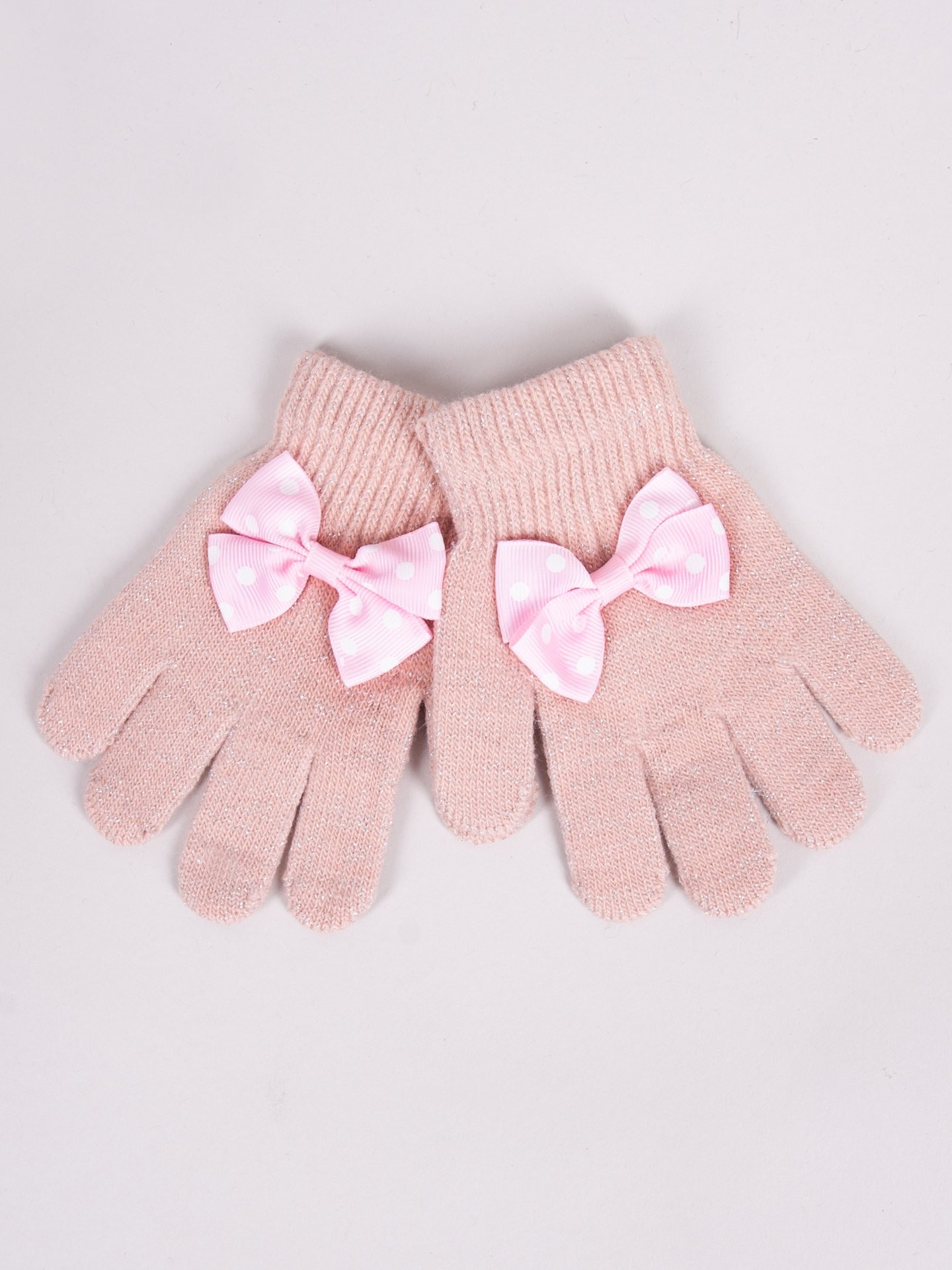 Levně Yoclub Kids's Girls' Five-Finger Gloves With Bow RED-0070G-AA50-007