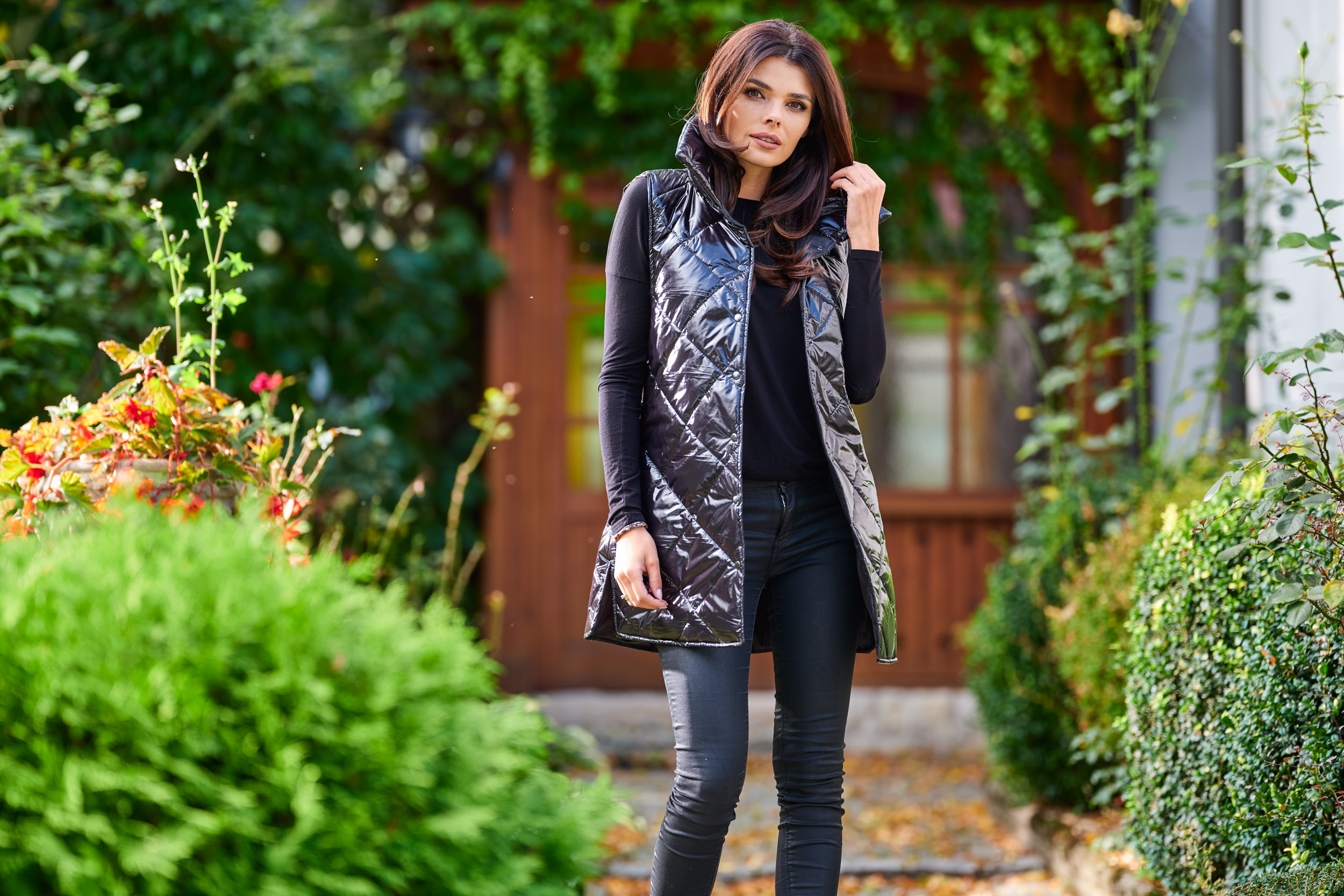 Vesta dama, Awama A383