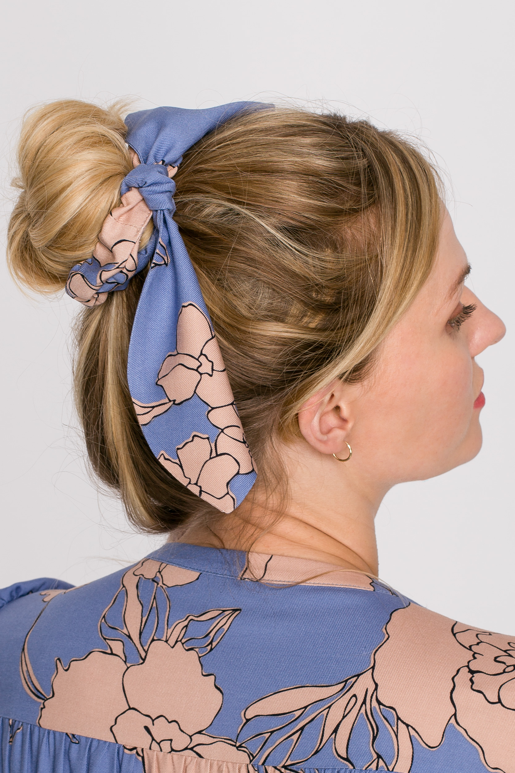 Makover Woman's Hairband K103