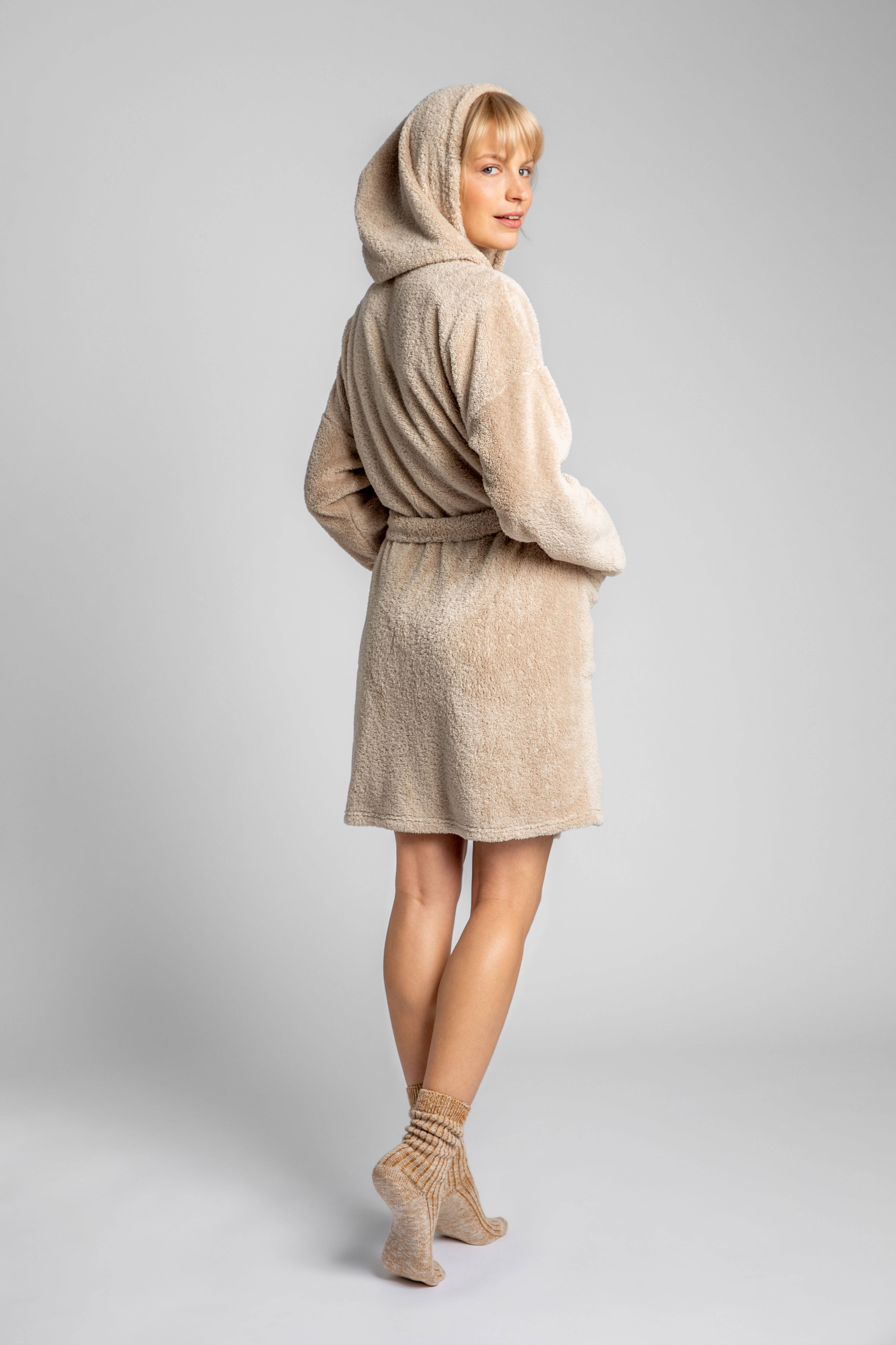 Halat dama, LaLupa LaLupa_Bathrobe_LA001_Light_Grey