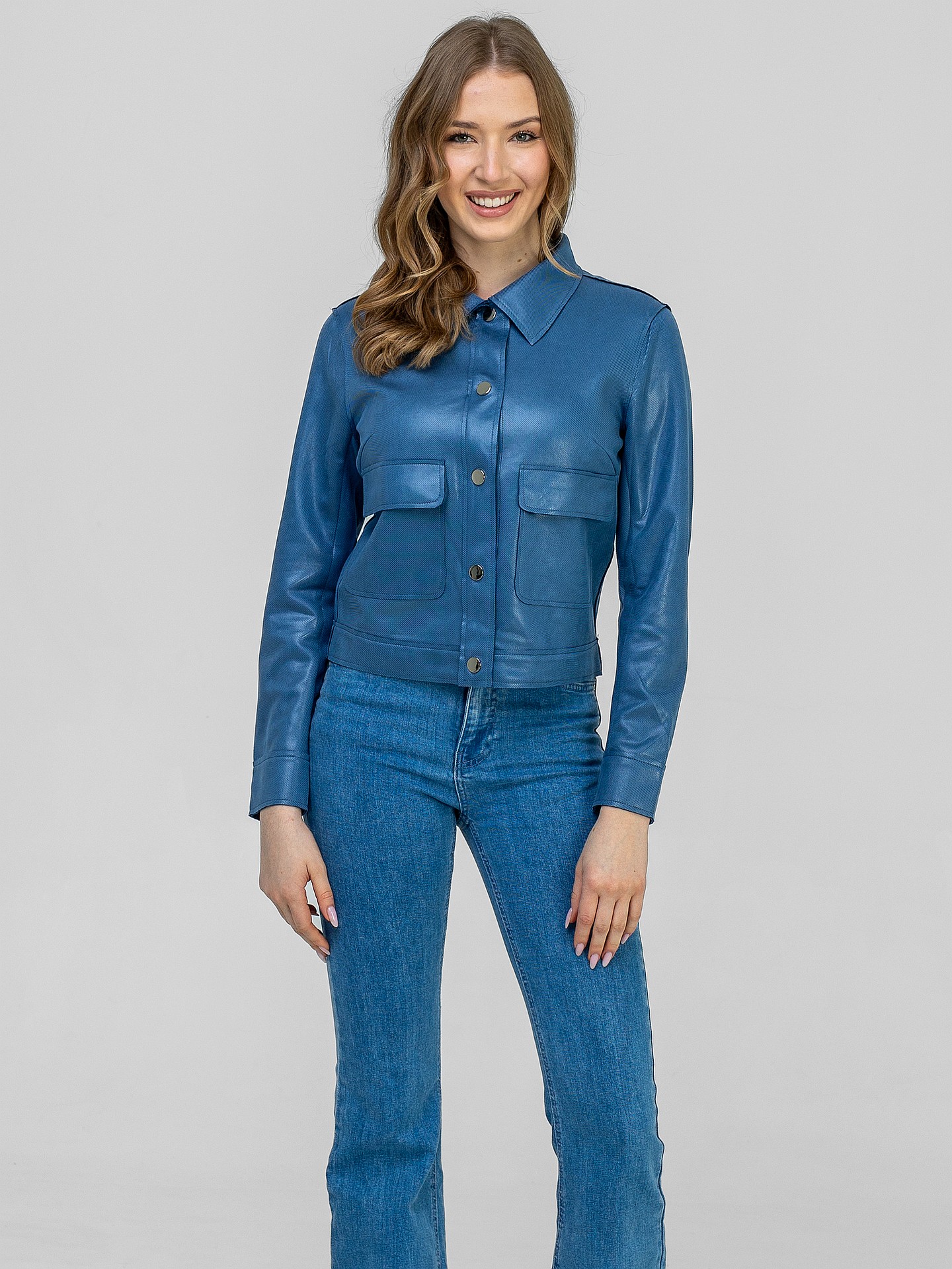 PERSO Woman's Stylish short women's jacket with a collar