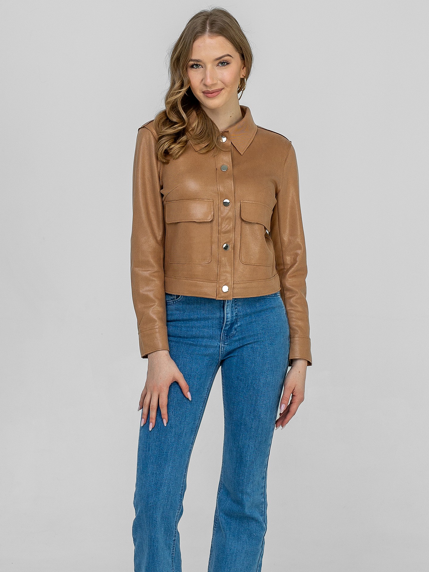 PERSO Woman's Stylish short women's jacket with a collar