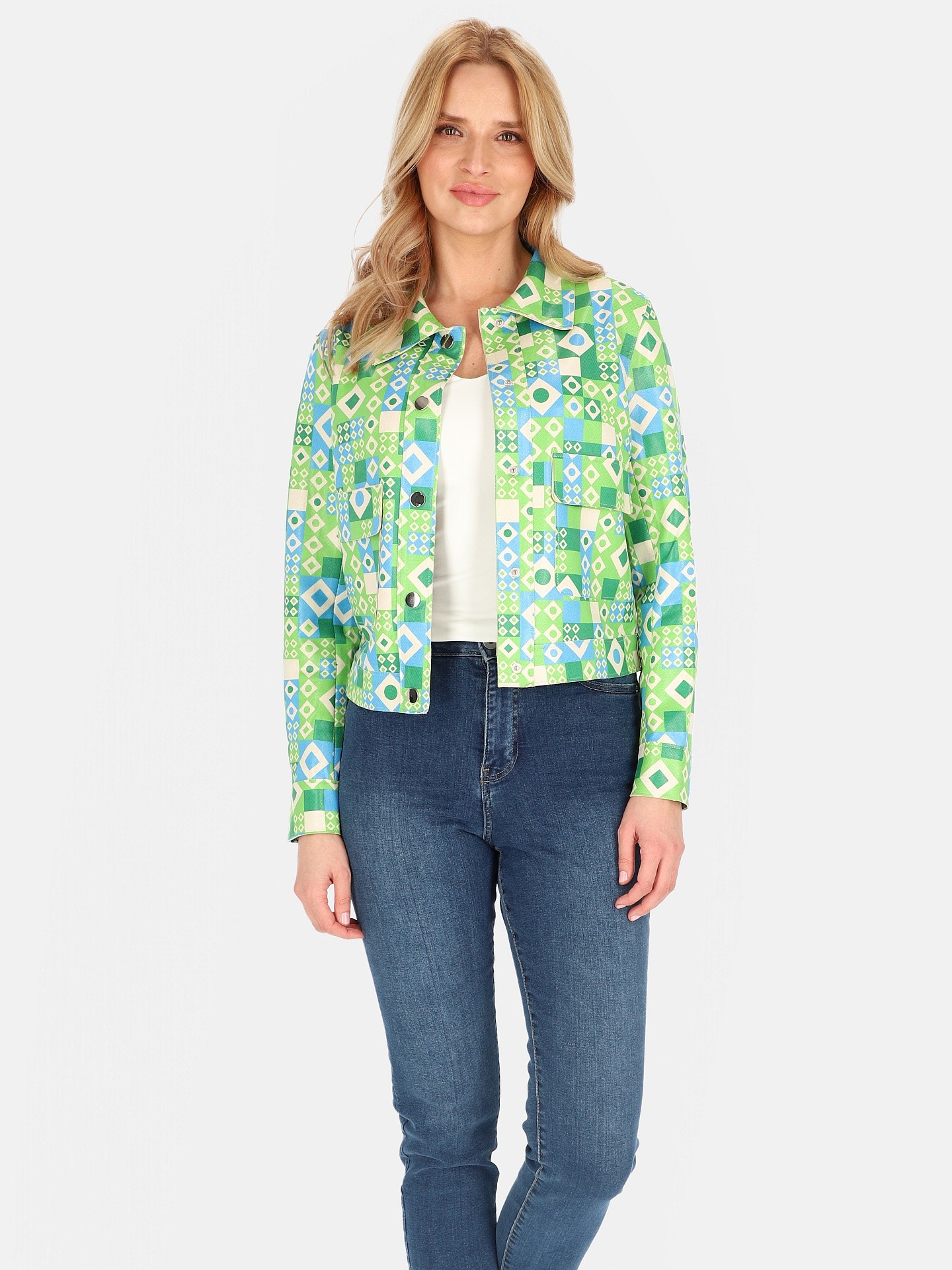 Дамско късо яке с геометрични шарки