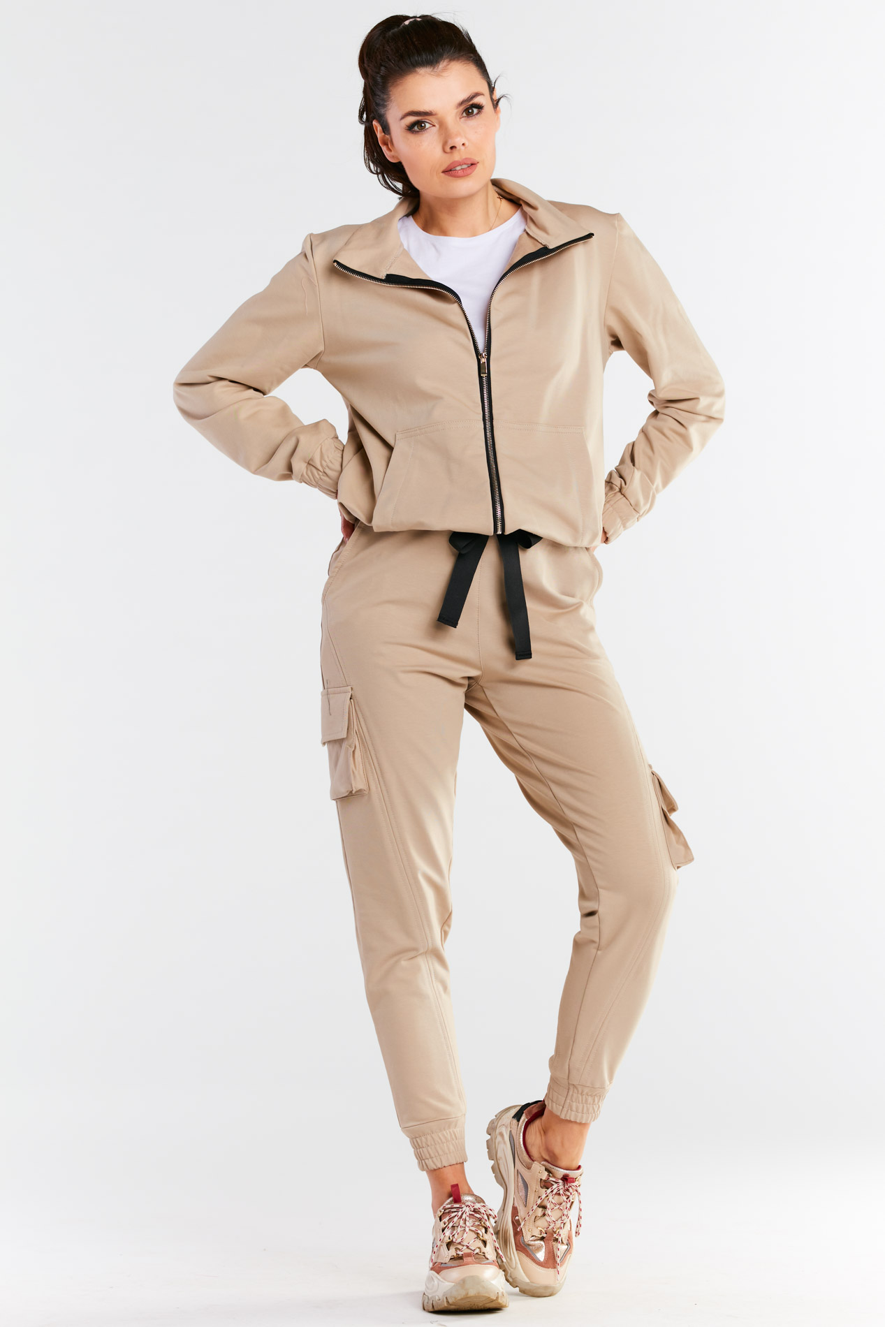 Infinite You Woman's Pants M247 Beige