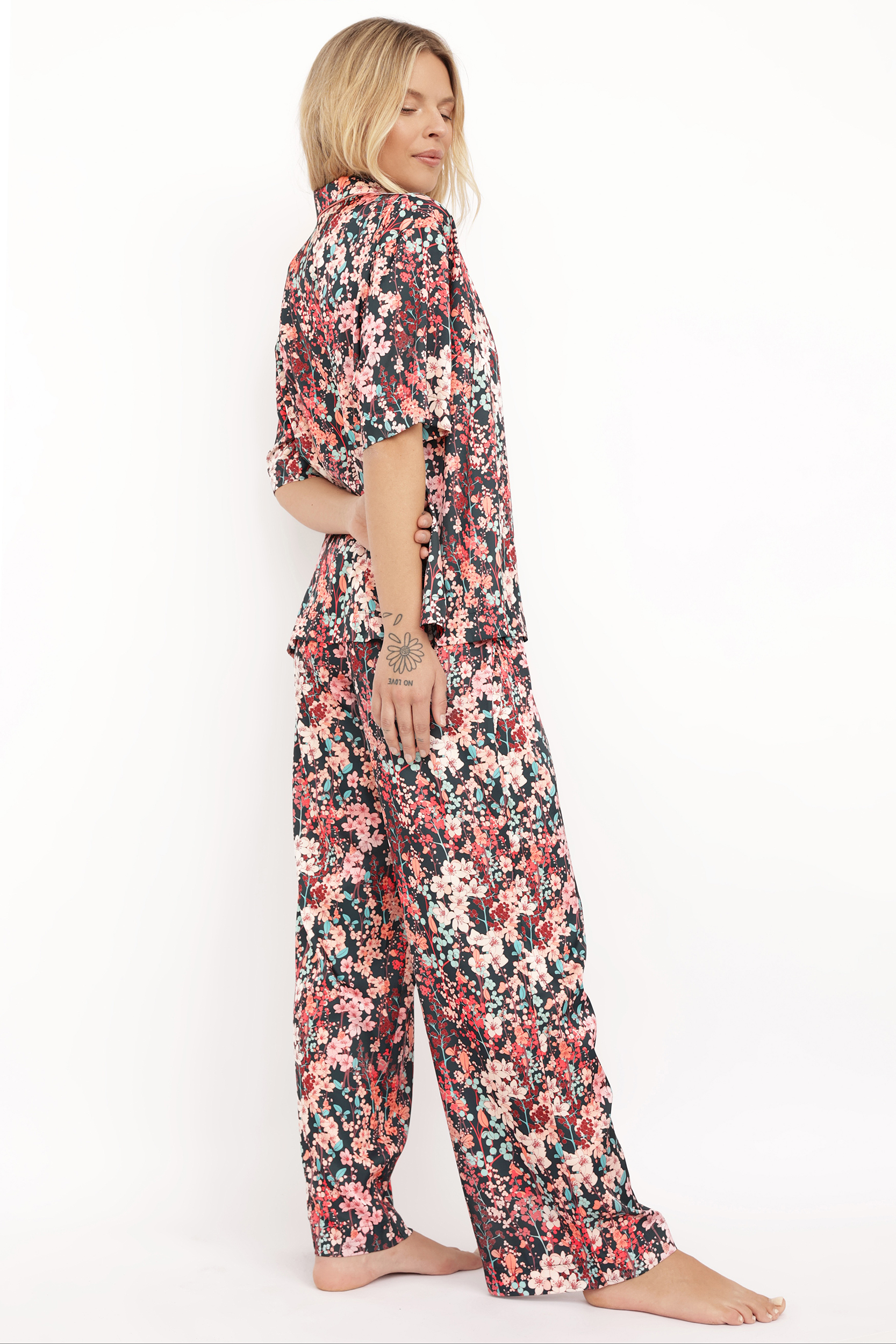 LaLupa Woman&#039;s Pyjama Shirt LA133