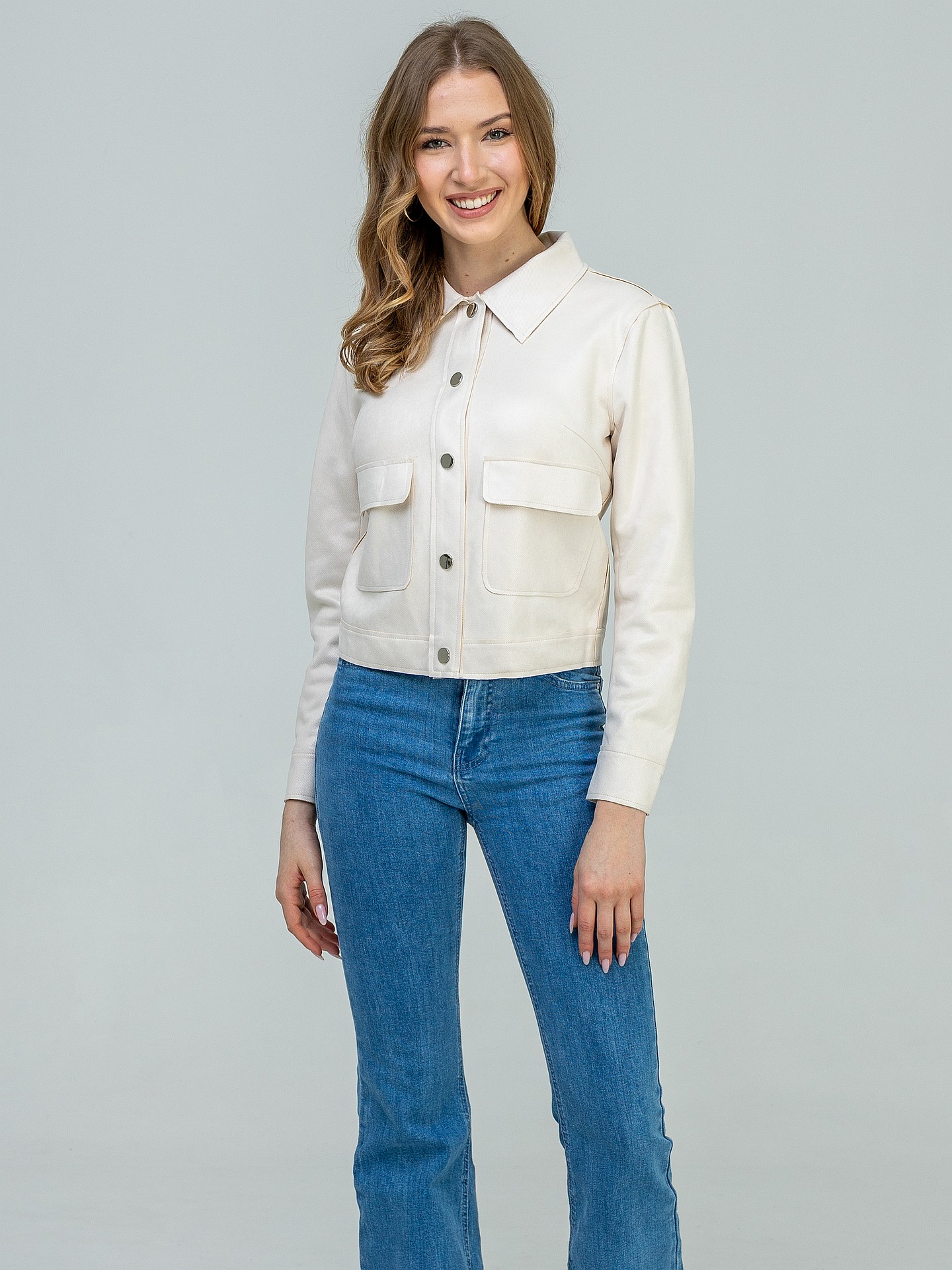 PERSO Woman's Stylish short women's jacket with a collar