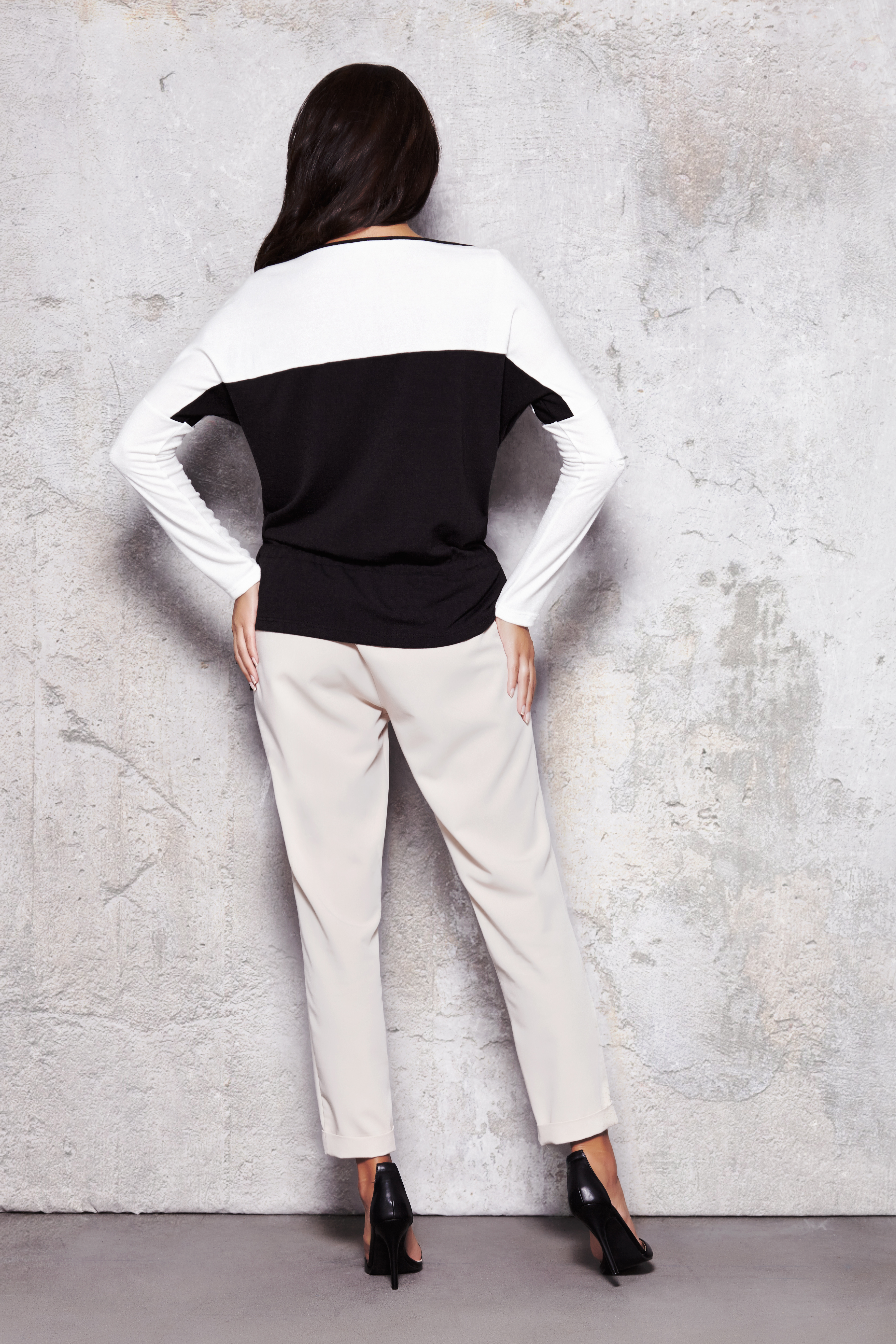 Infinite You Woman&#039;s Sweater M015